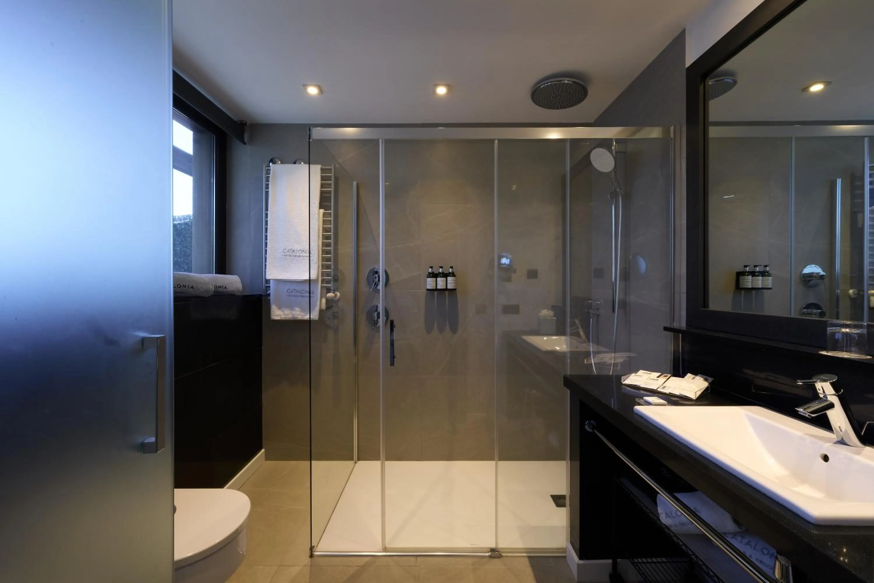 Shower in Catalonia Port