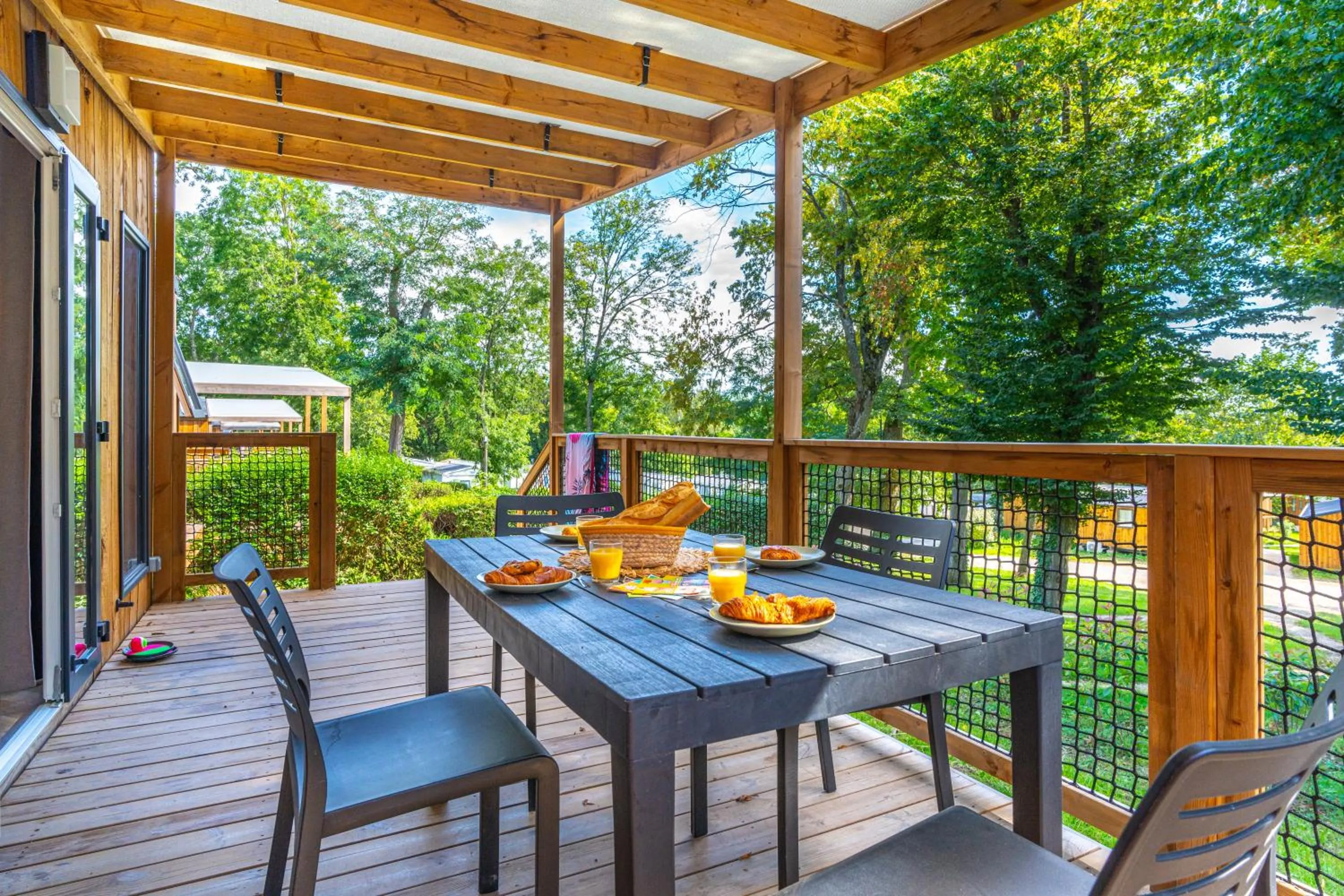 Patio in Camping Le Parc de Paris