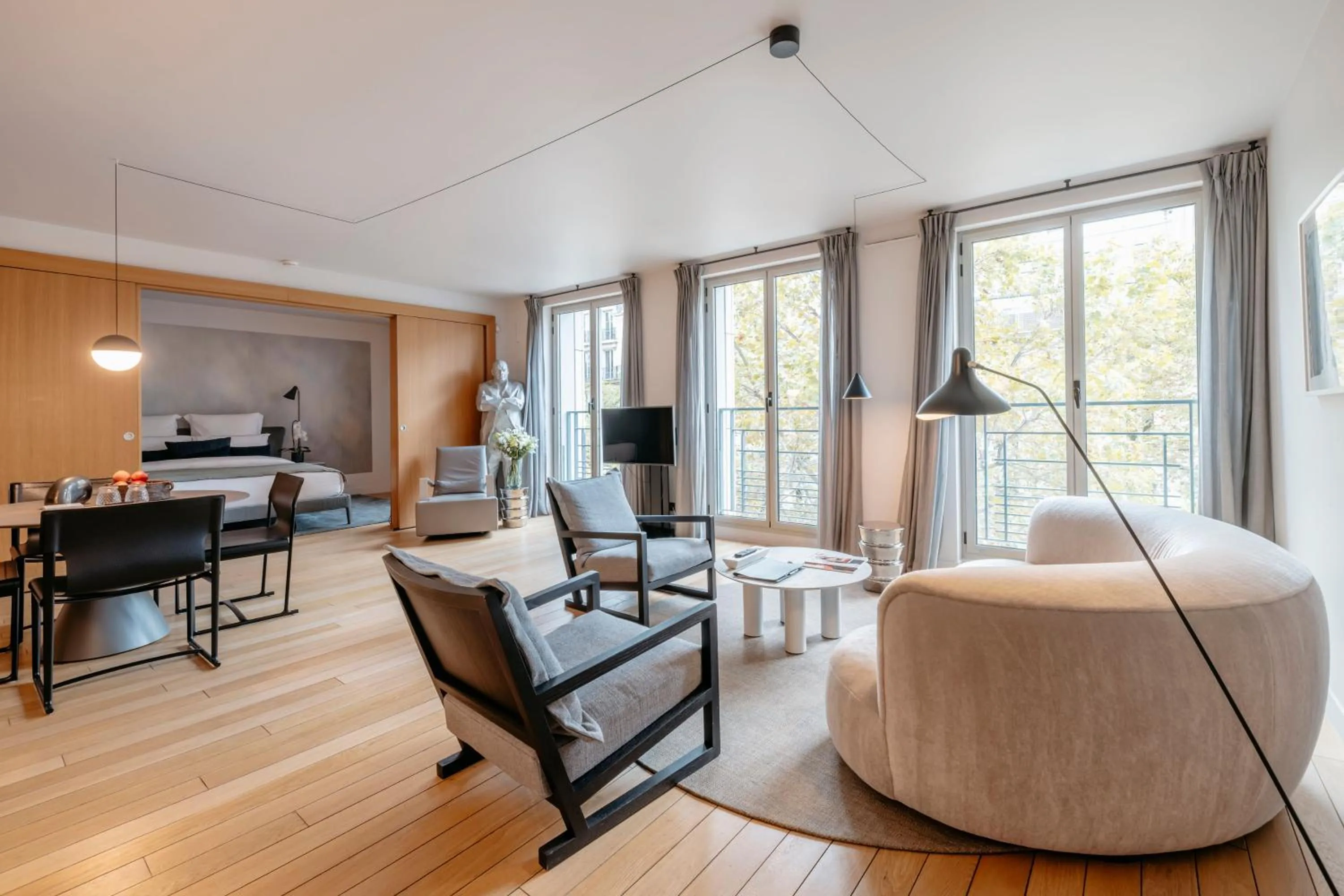 Seating area in Hotel de Pourtales