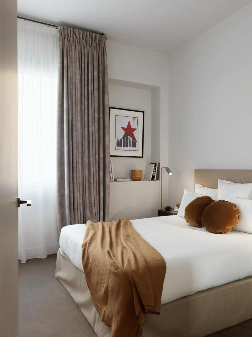 Bed in Hotel de Pourtales