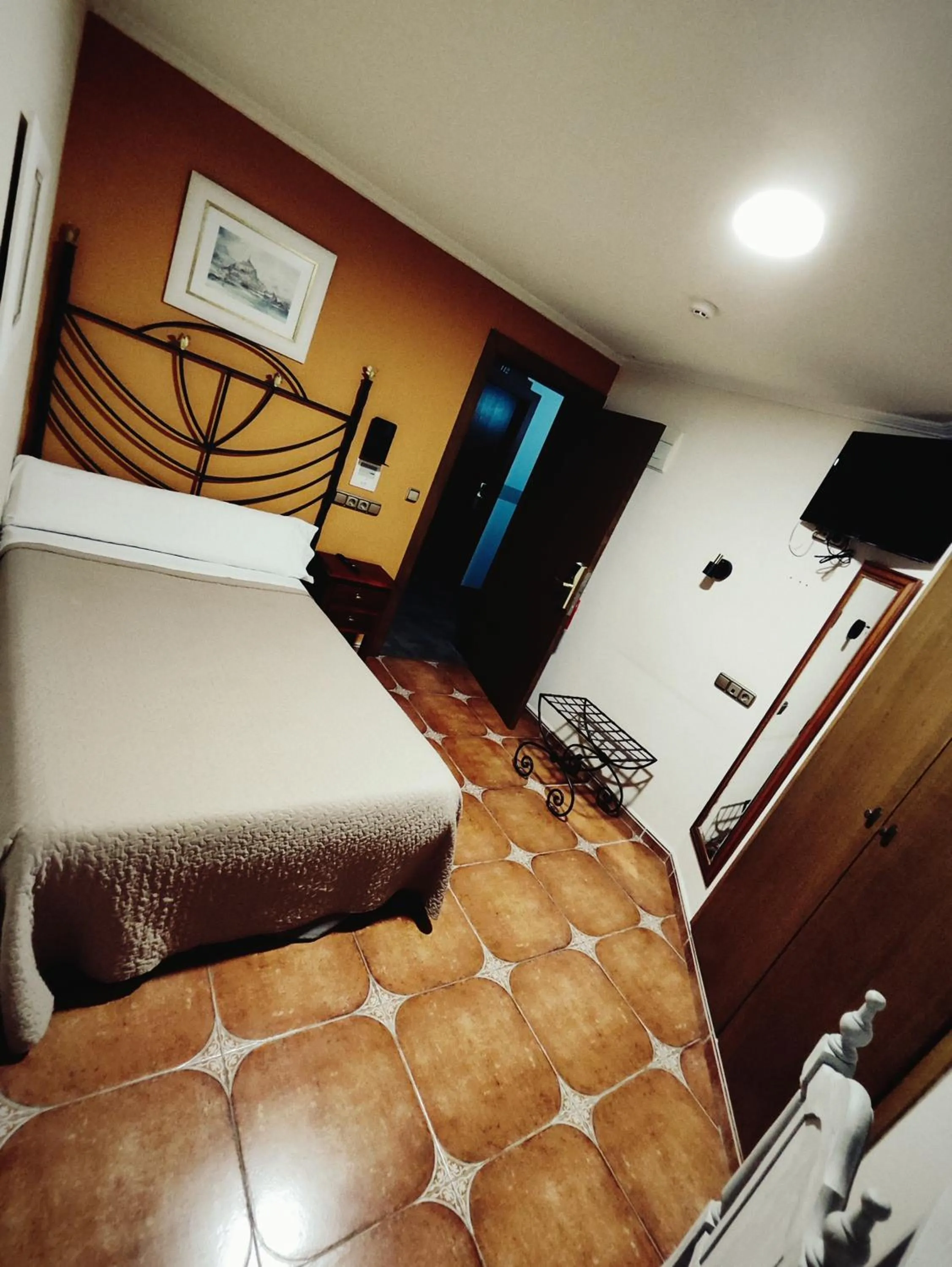 Bedroom, Bed in Hostal La Posada