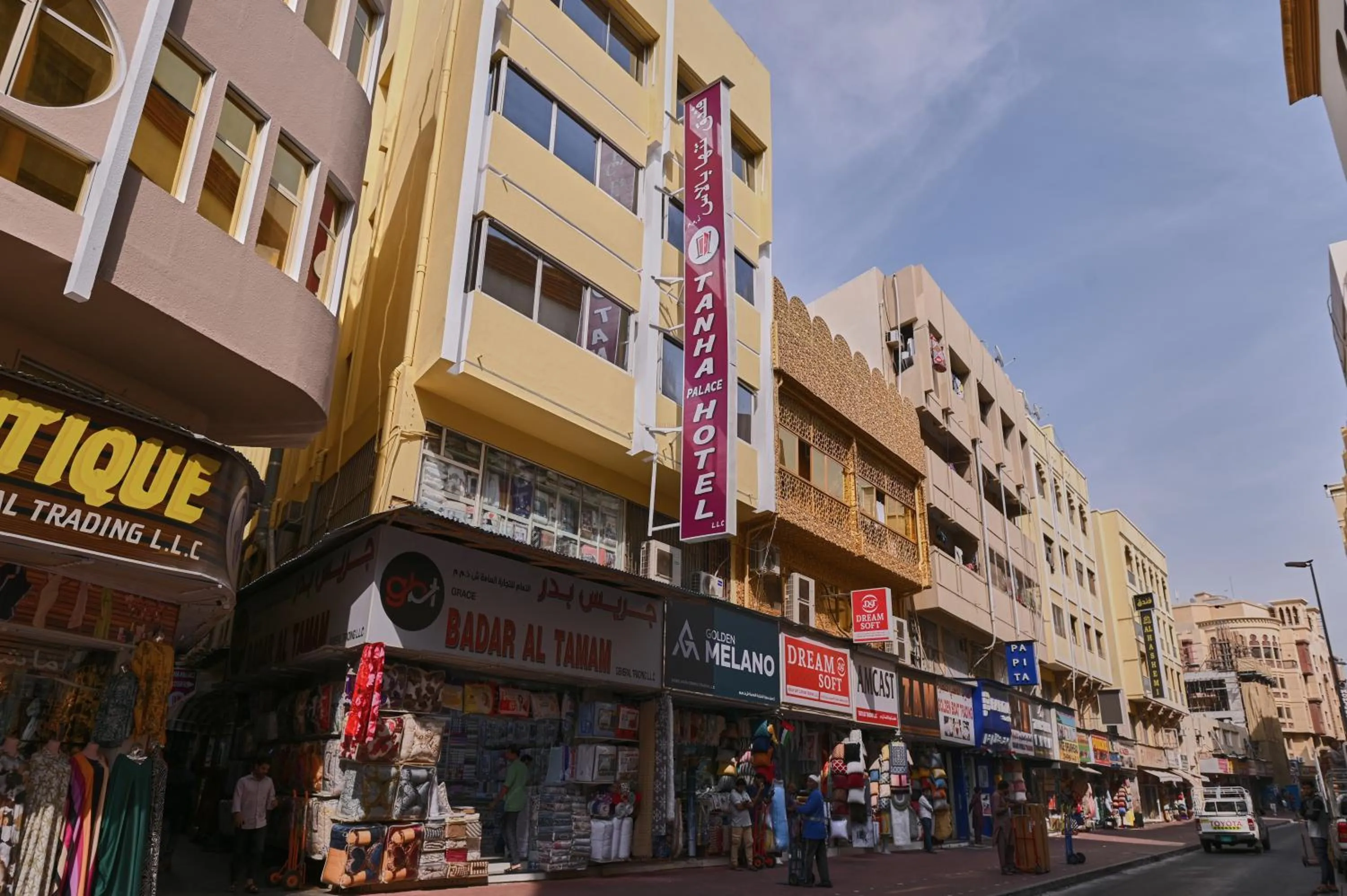 Property building in Tanha Palace Hotel