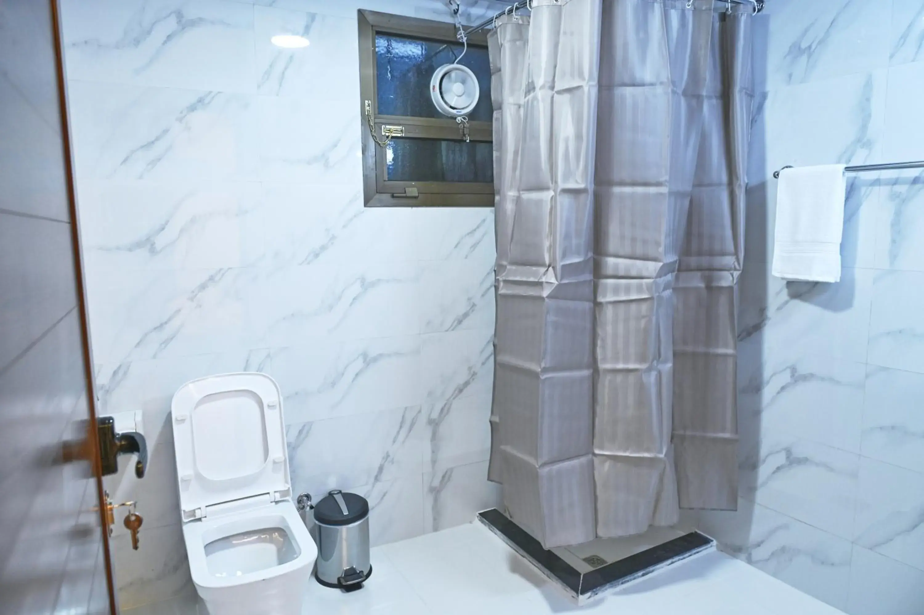 Standard Twin Room in Tanha Palace Hotel Standard Twin Room in Tanha Palace Hotel