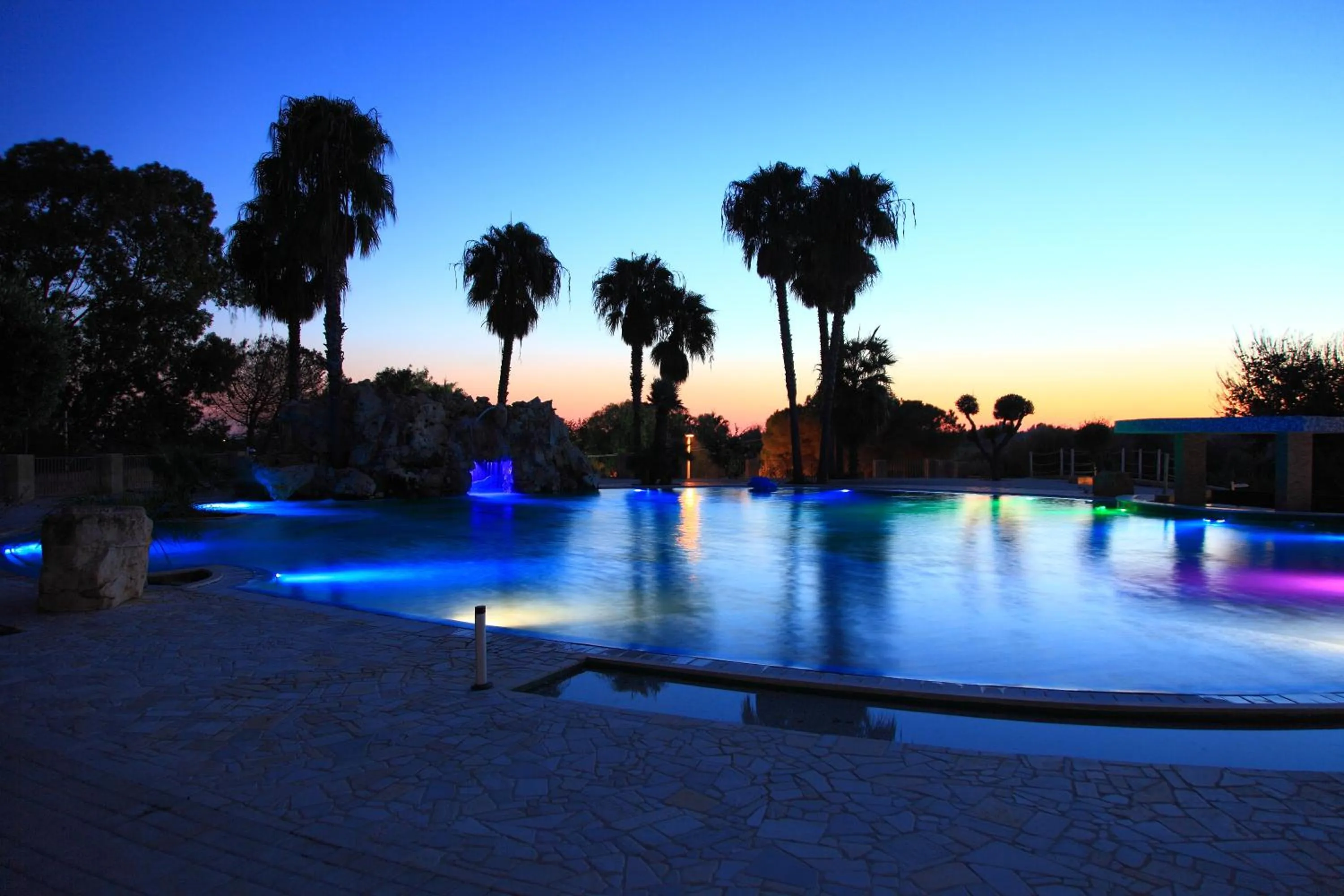 Swimming pool in Eden Resort Country