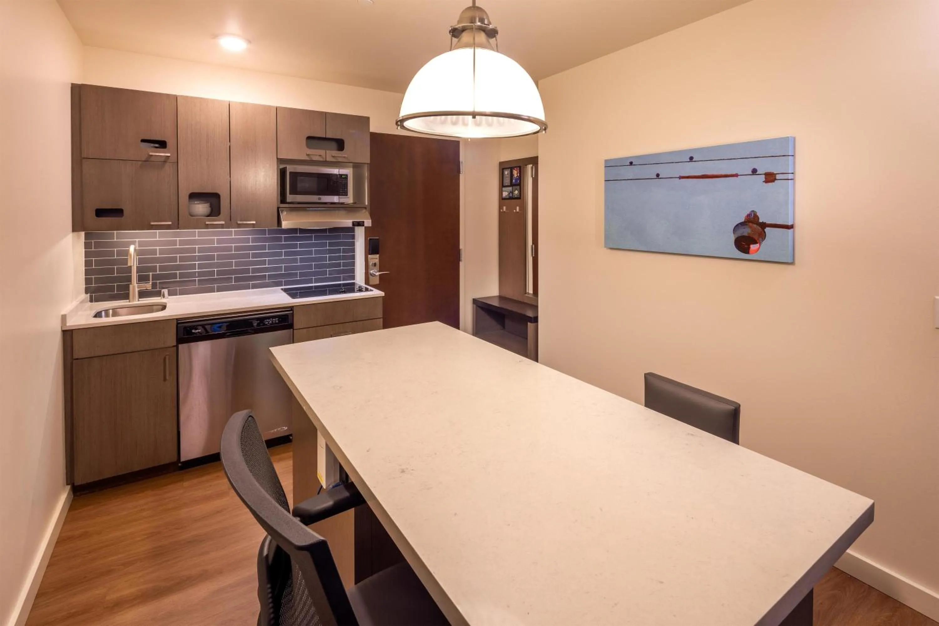 Kitchen or kitchenette in Hyatt House Seattle Downtown