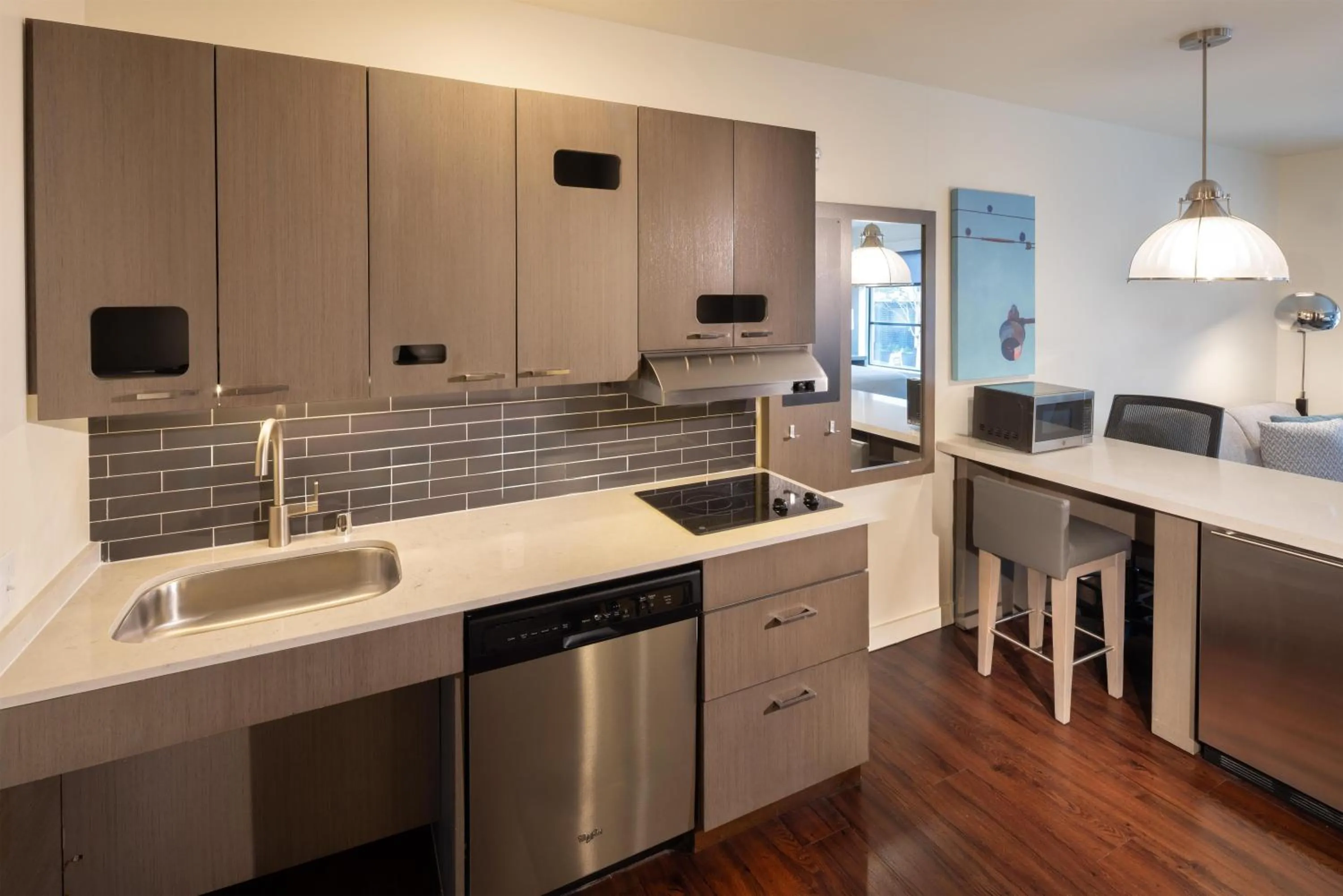 Kitchen or kitchenette in Hyatt House Seattle Downtown