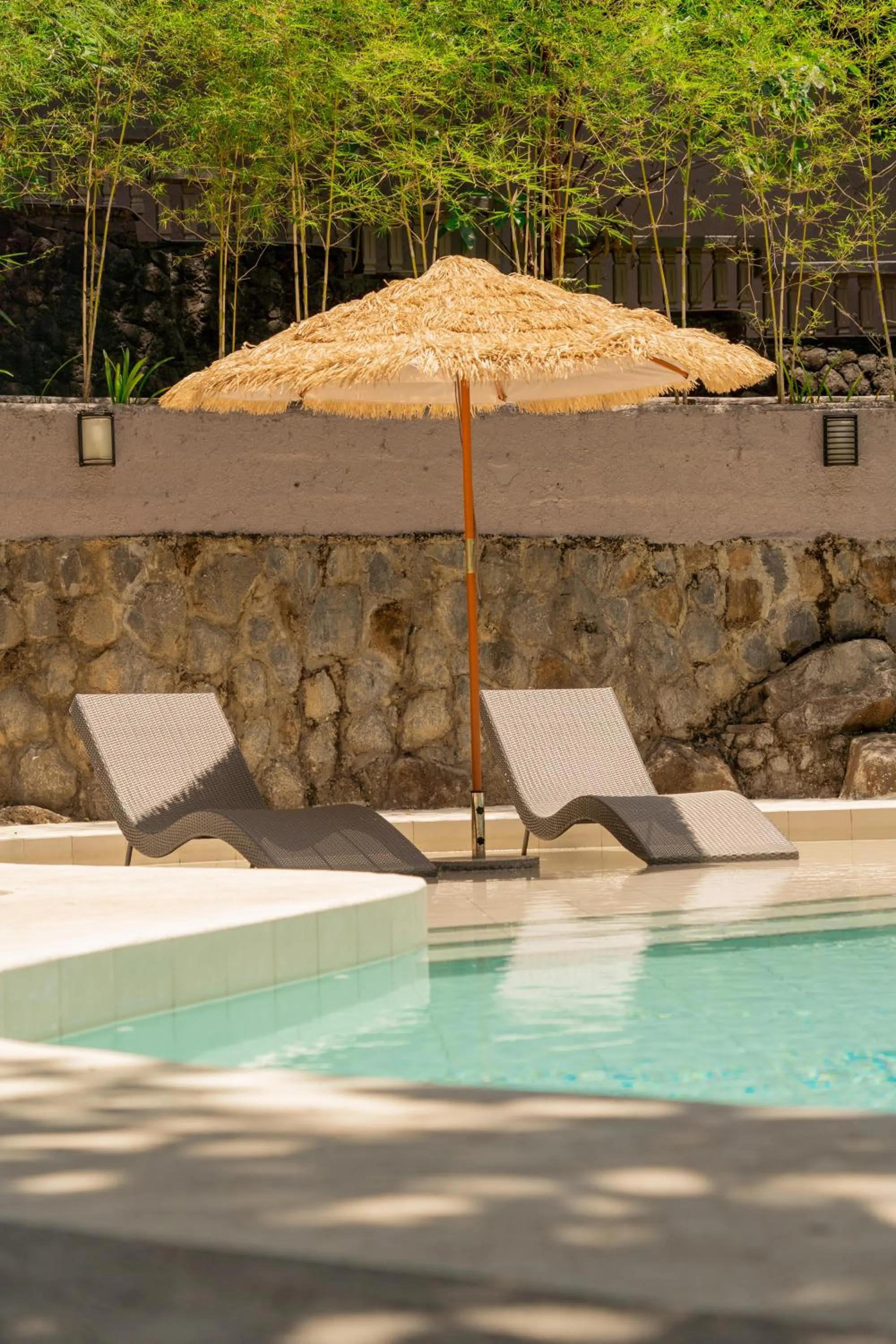 Swimming pool in Altaroca Mountain Resort Antipolo