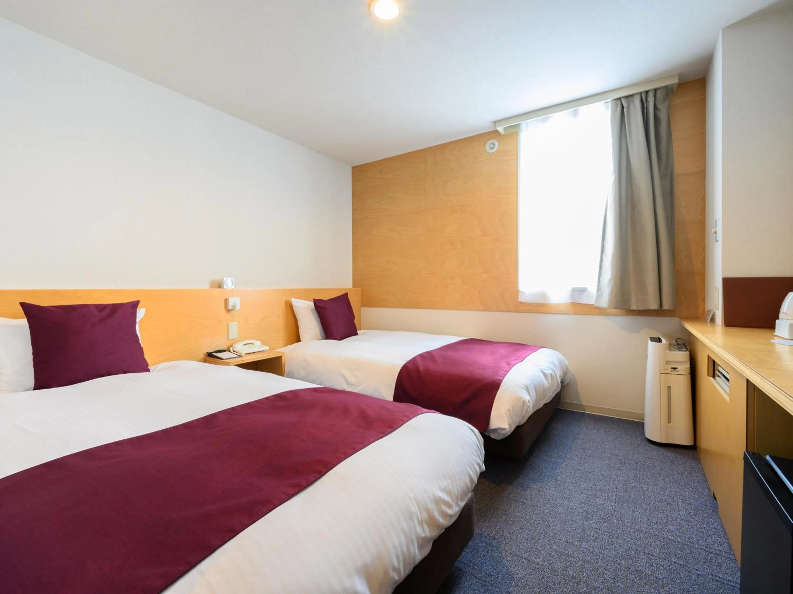 Photo of the whole room, Bed in hotel miura kaen