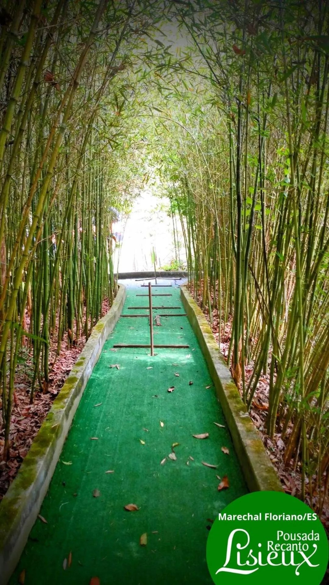 Minigolf in Pousada Lisieux