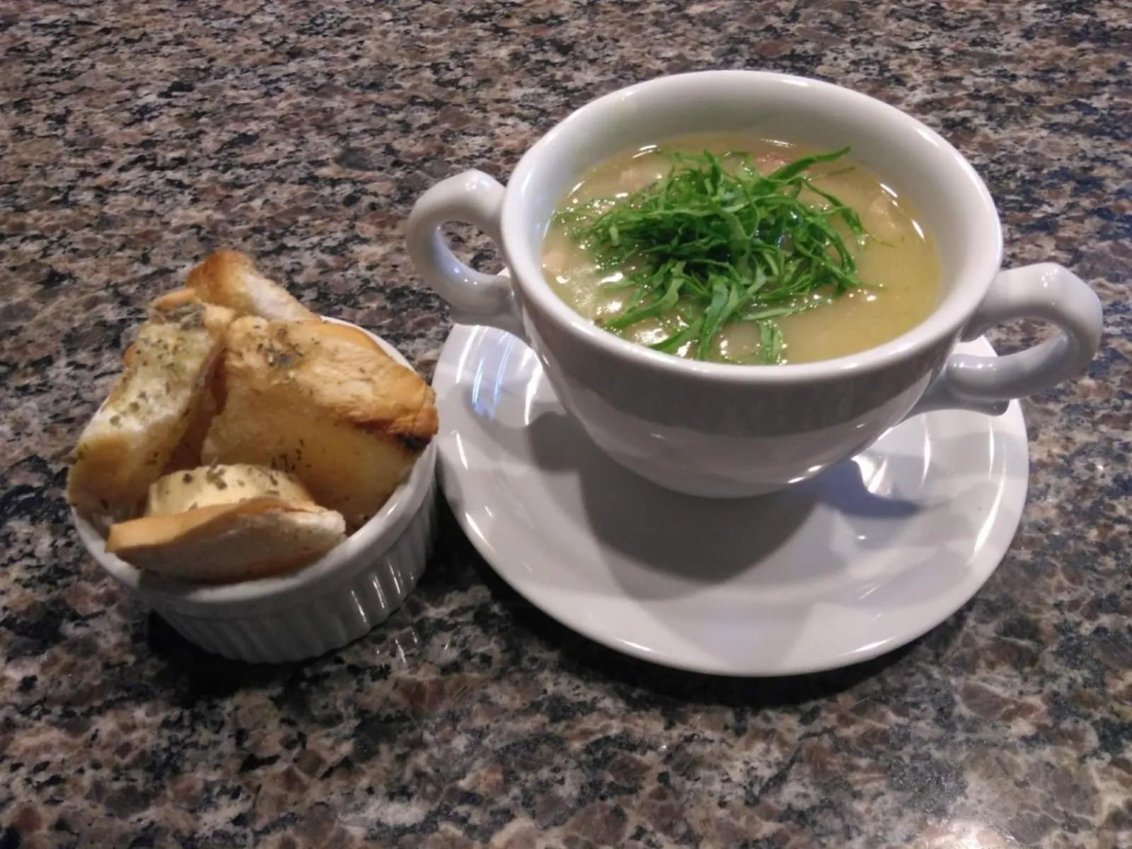 Dinner in Pousada Lisieux