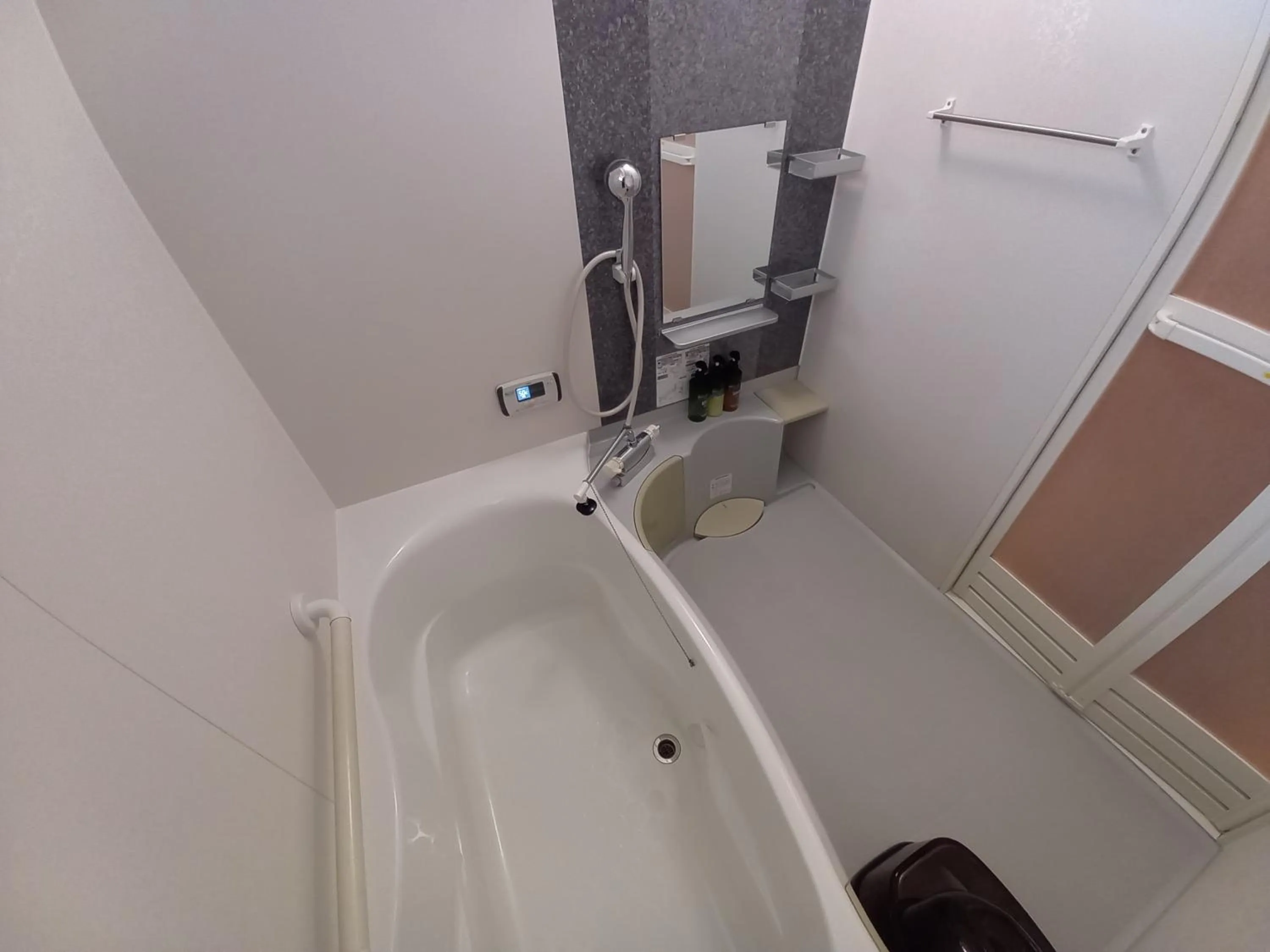 Shower in Villa Orange Cabin