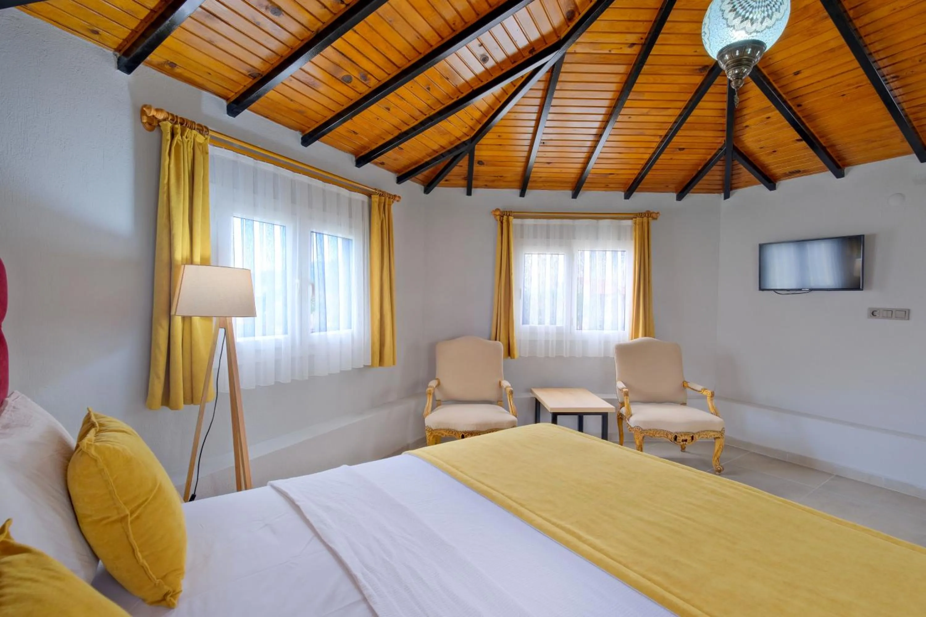 Bedroom in Gold Lion Apart Hotel