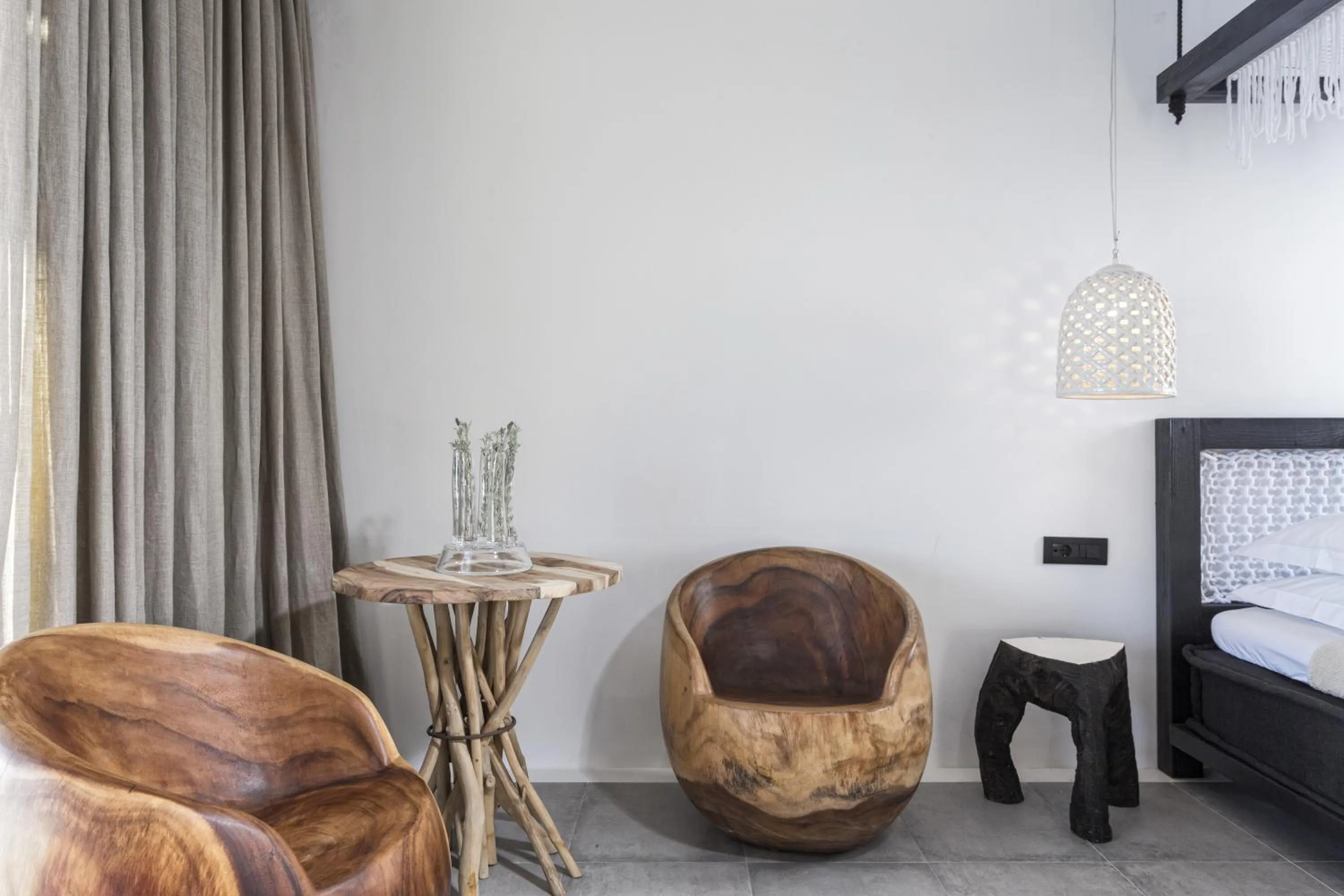 Photo of the whole room in Myconian Utopia Relais & Chateaux