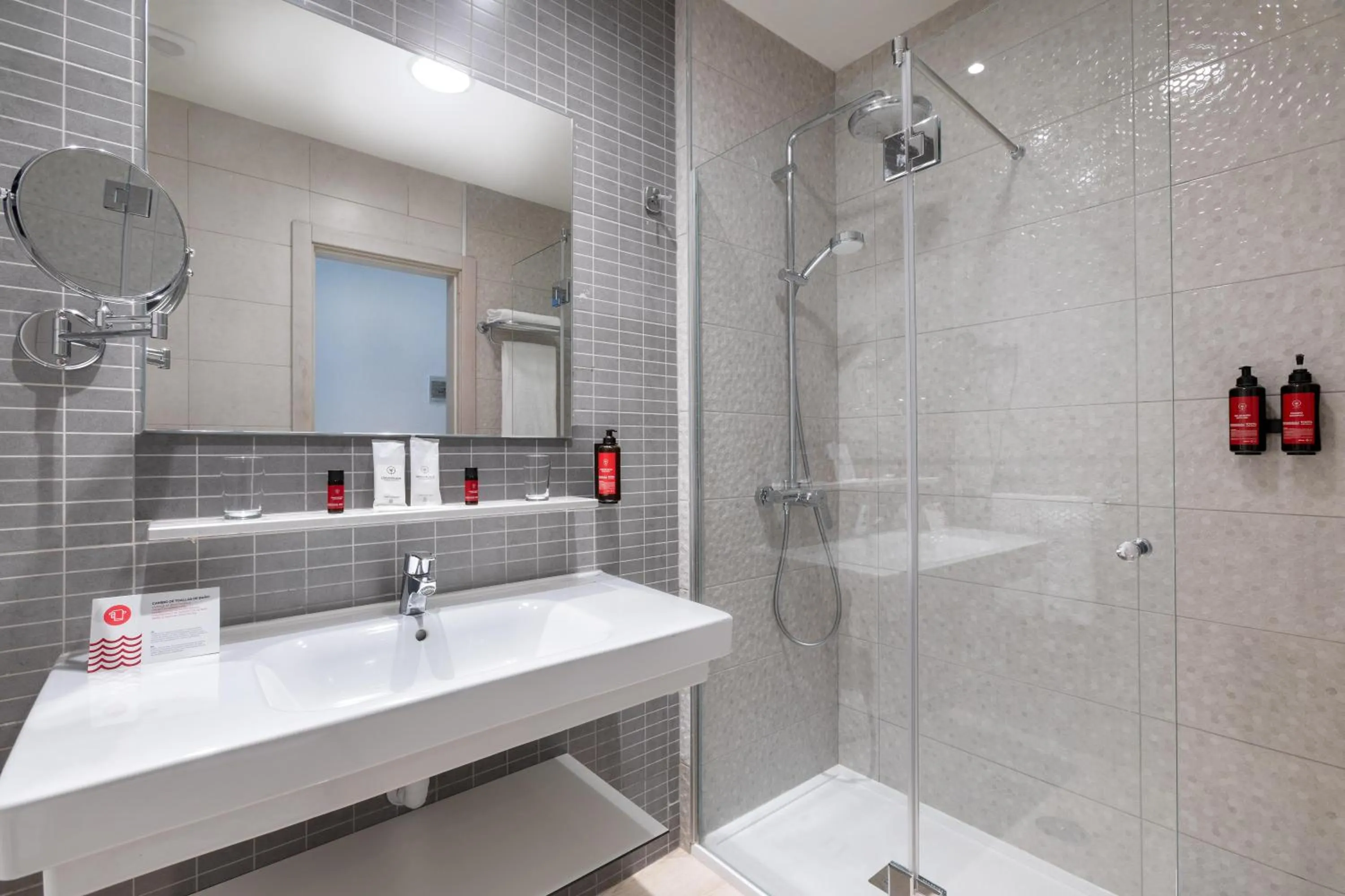 Bathroom in Tigotan Lovers & Friends Playa de las Americas - Adults Only (+18)