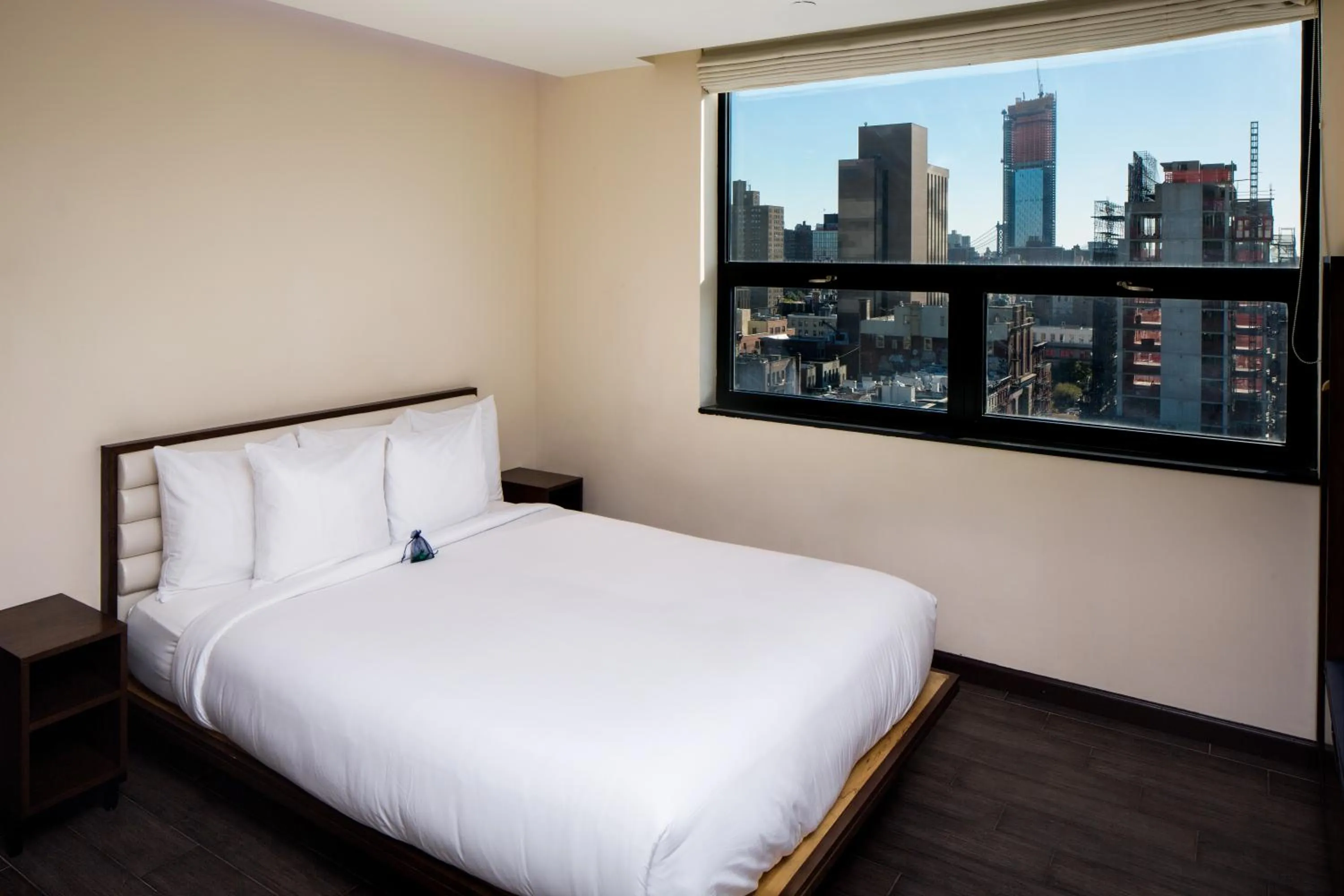 Bed in Orchard Street Hotel