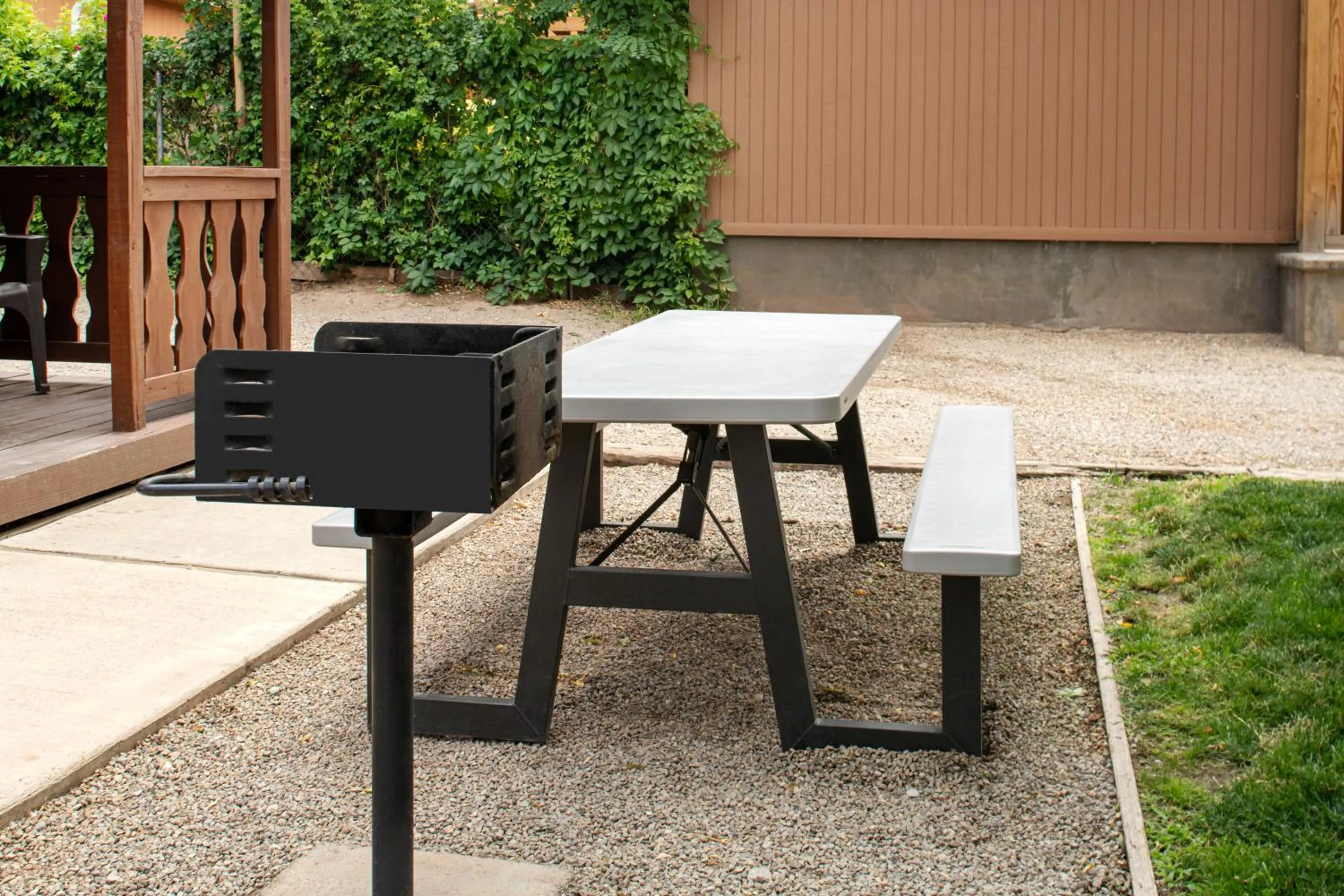 Patio in Sun Outdoors Arches Gateway