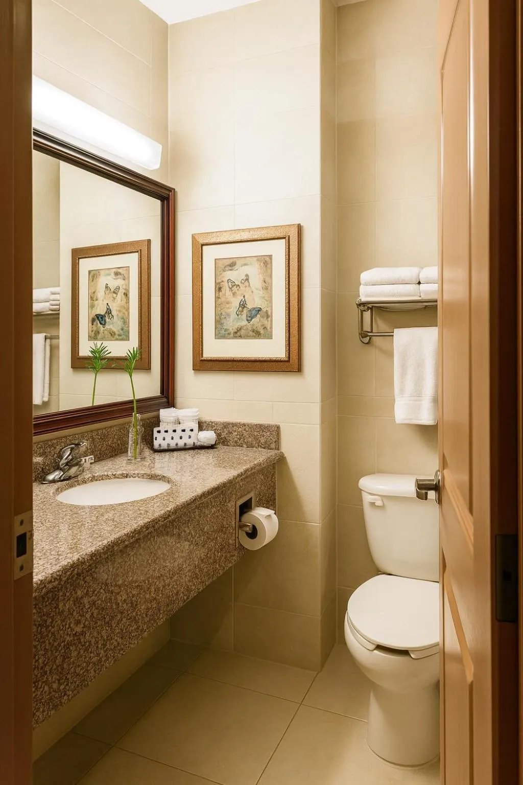 Bathroom in Hodelpa Garden Suites - All Inclusive