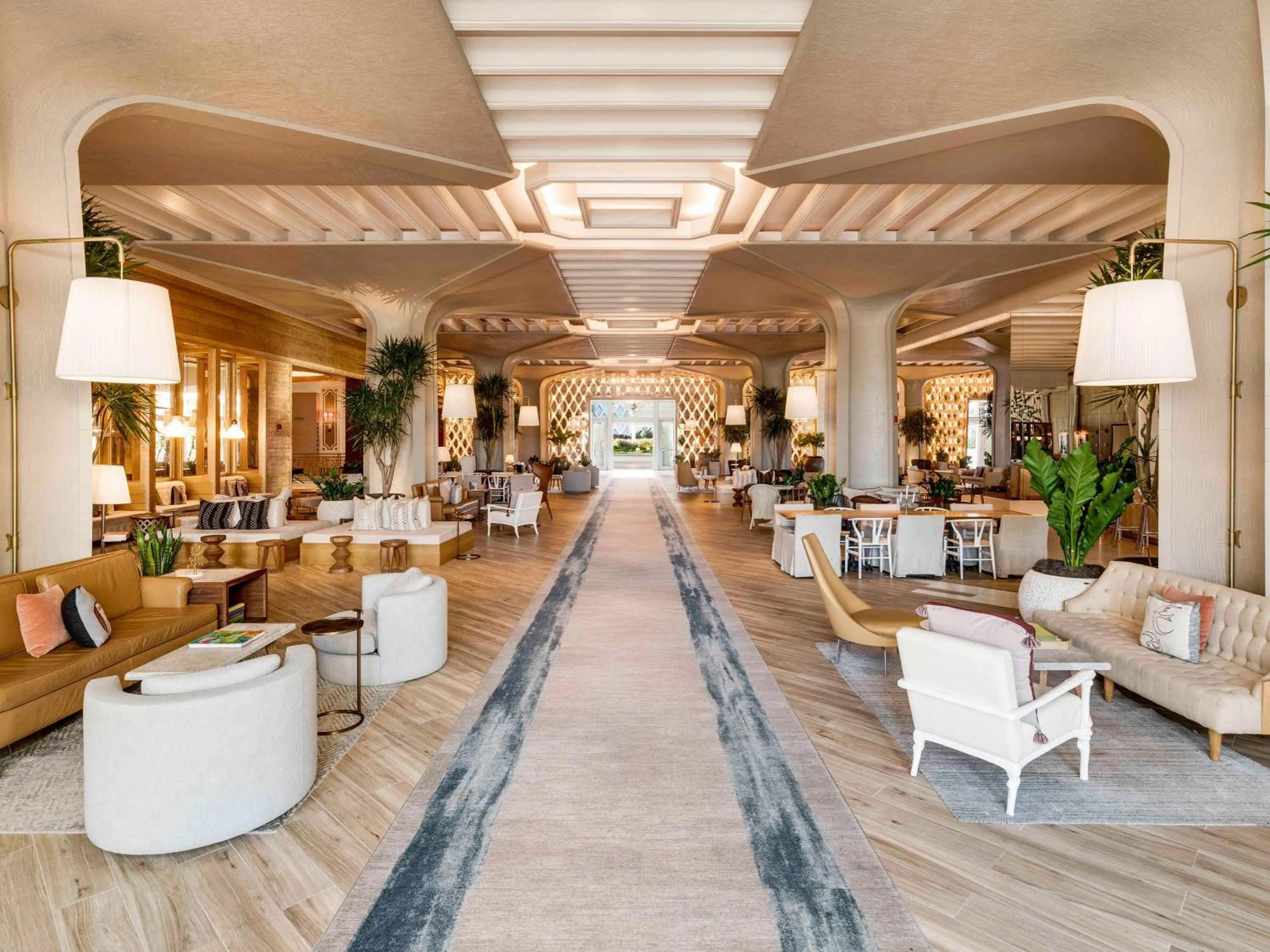 Restaurant/places to eat in SLS at Baha Mar