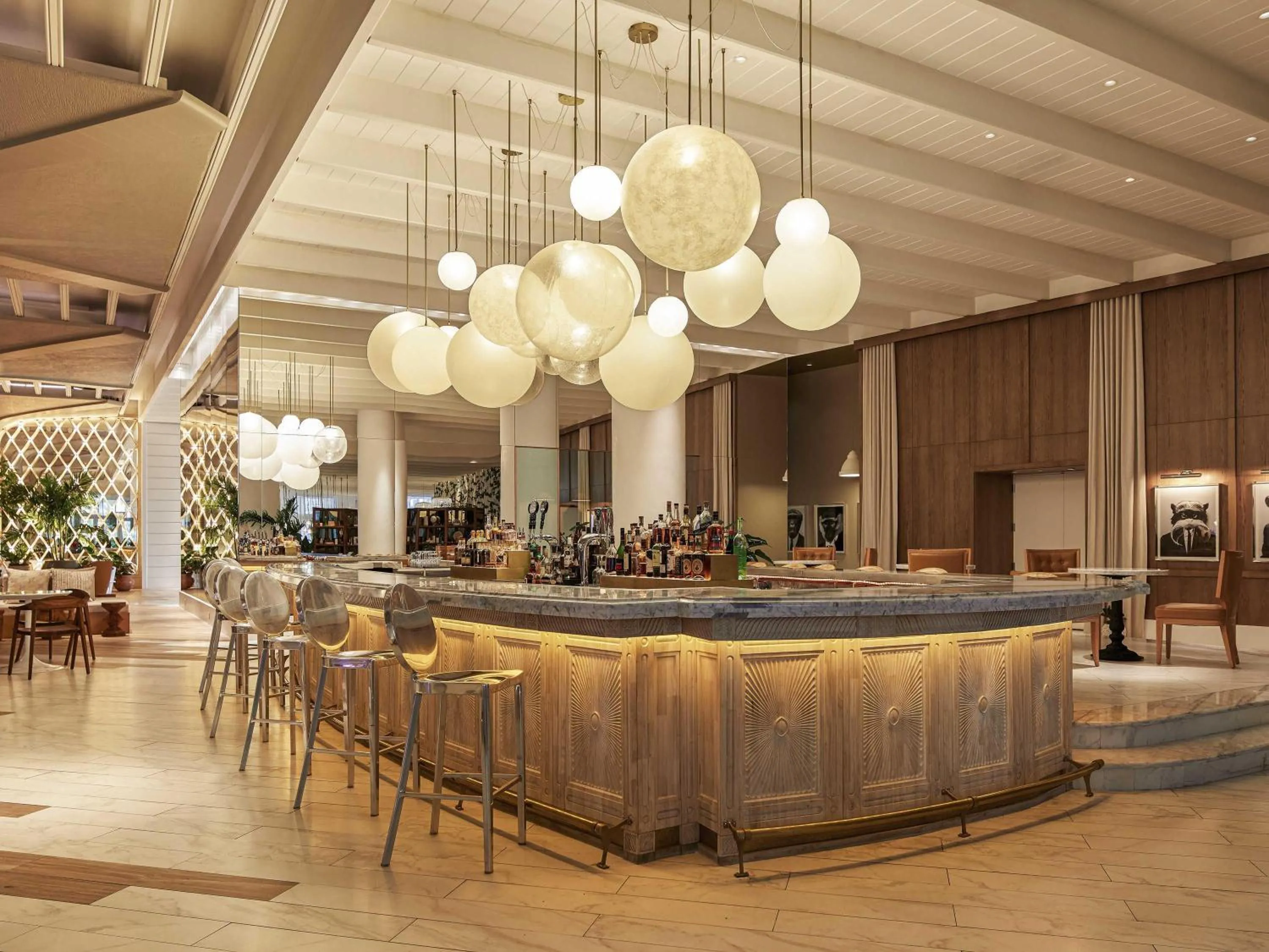 Restaurant/places to eat in SLS at Baha Mar