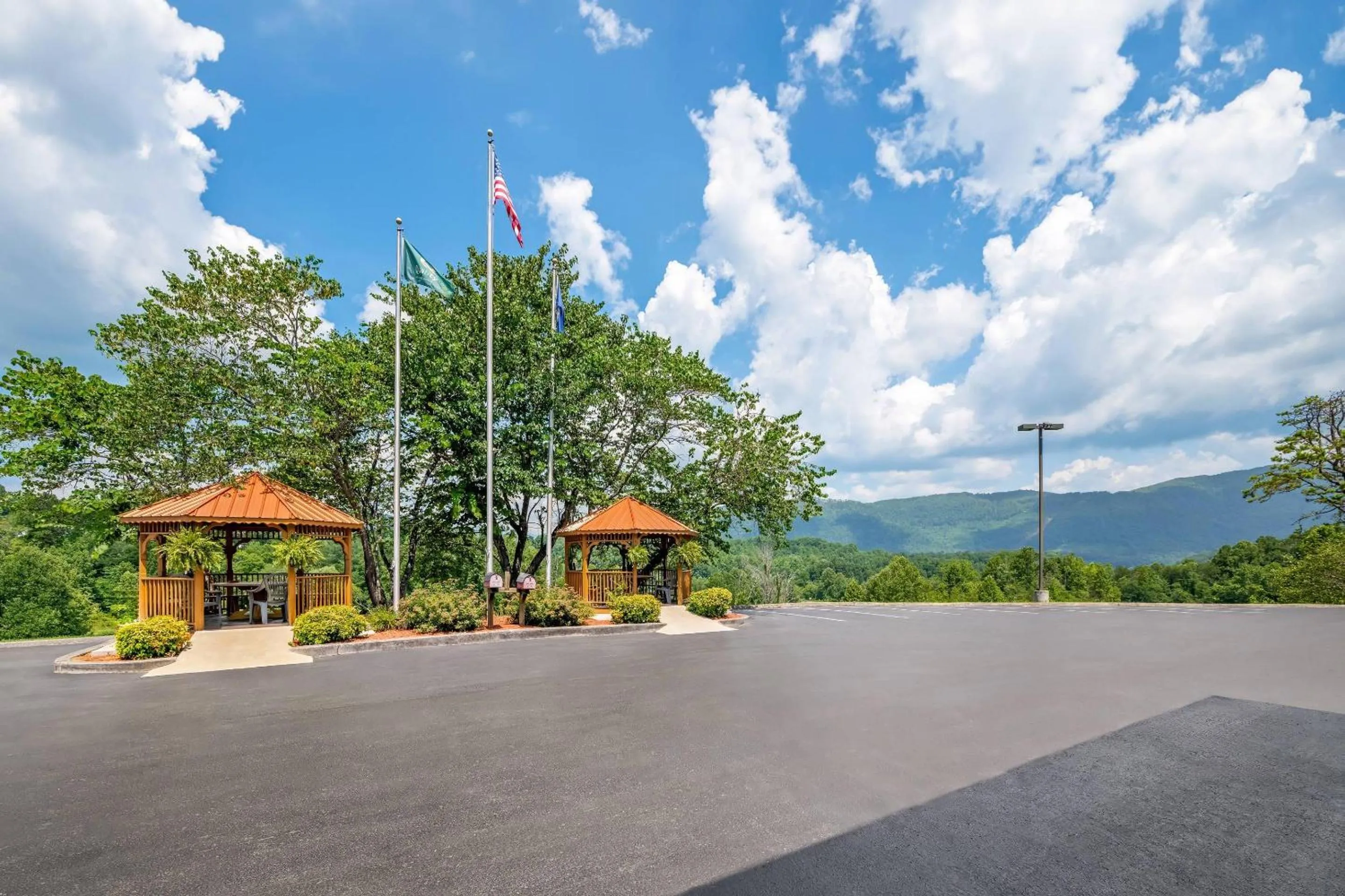 Property building in Quality Inn & Suites Big Stone Gap