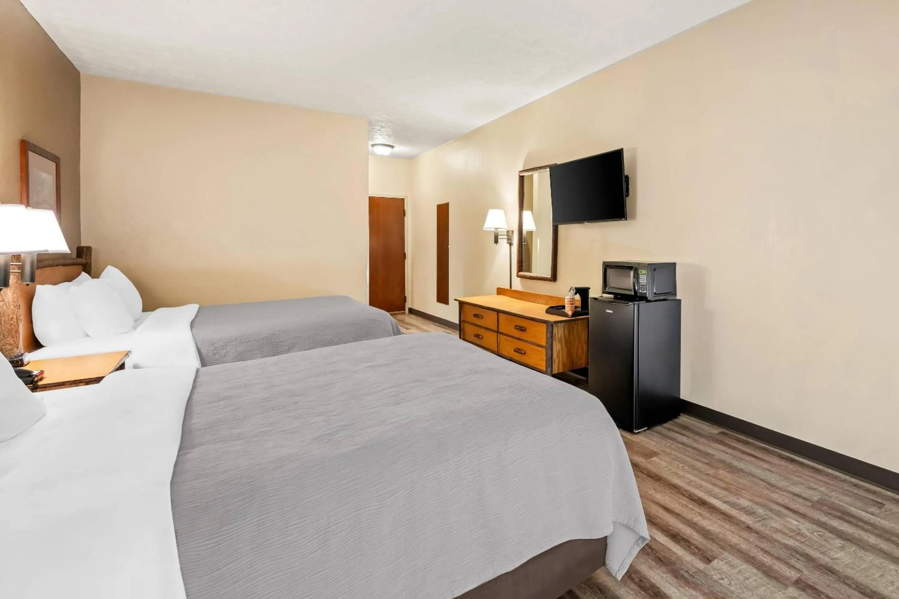 Bedroom, Bed in Quality Inn & Suites Big Stone Gap