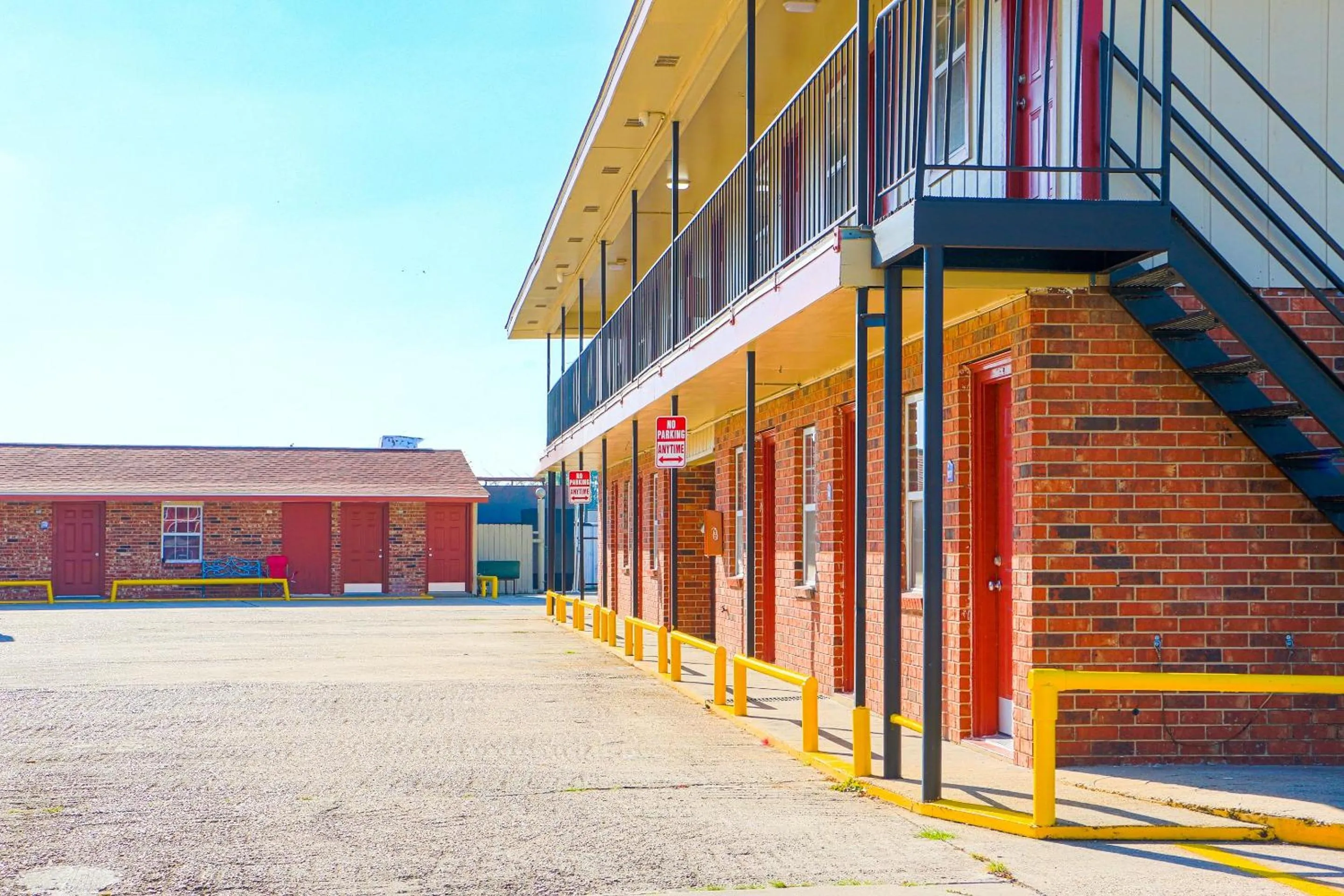 Facade/entrance in Economy Inn By OYO Lockport near Houma