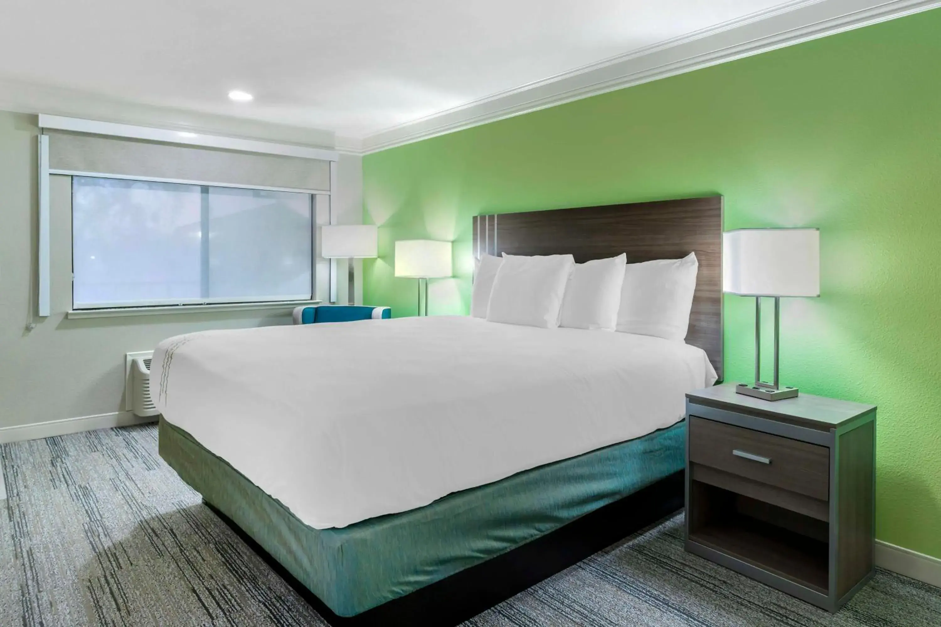 King Room with Roll-In Shower - Mobility Access in Best Western Cordelia Inn King Room with Roll-In Shower - Mobility Access in Best Western Cordelia Inn