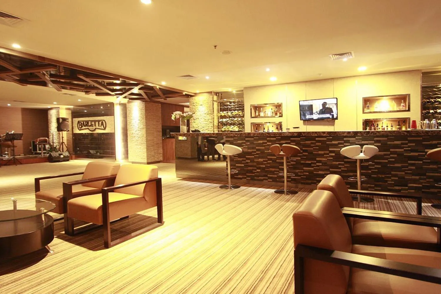 Lounge or bar in Da Vienna Boutique Hotel