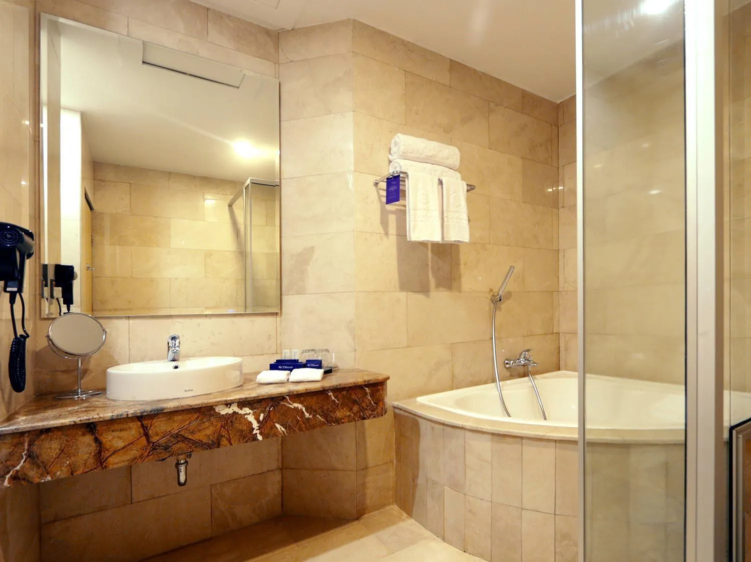 Bathroom in Da Vienna Boutique Hotel