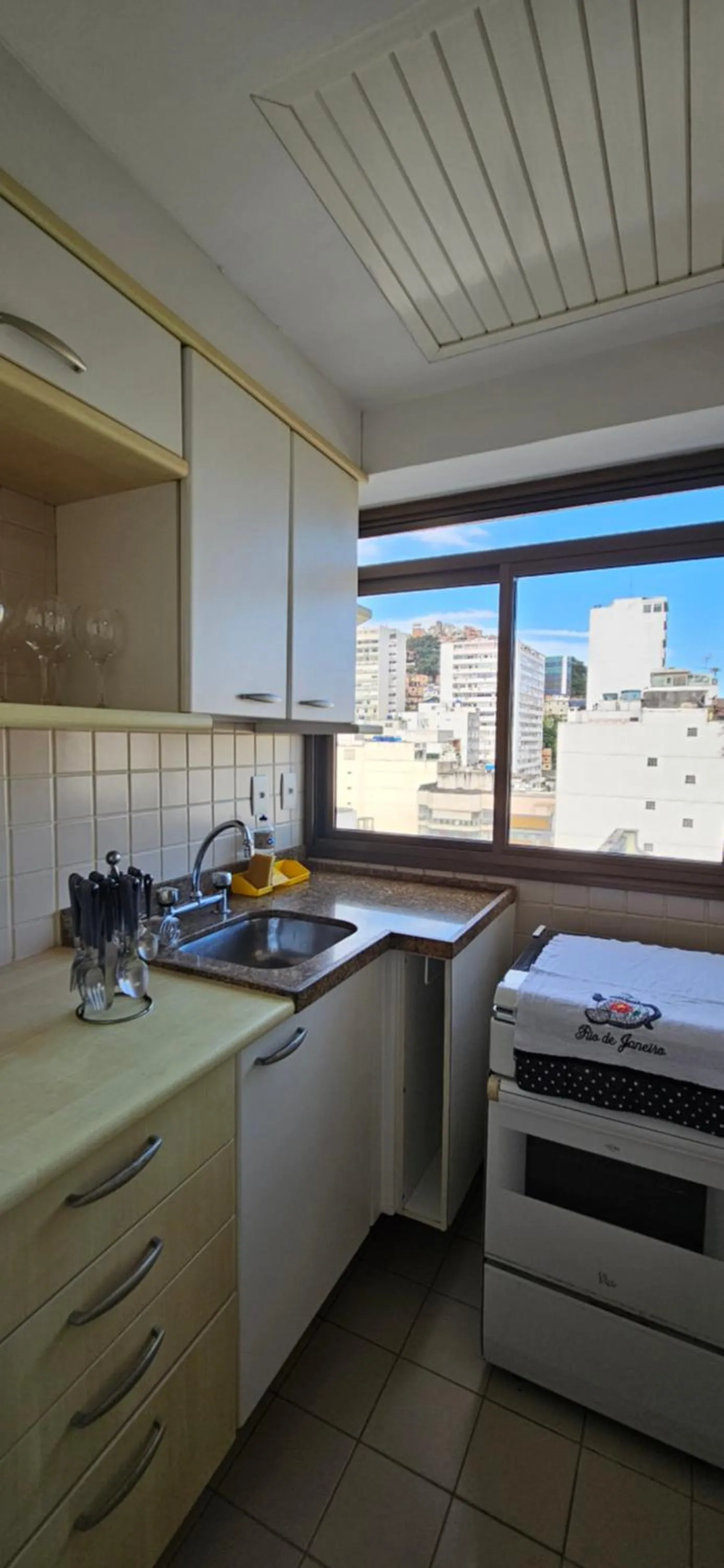 SCR- Ipanema- 2 Qts com Piscina Sauna Varanda e Garagem