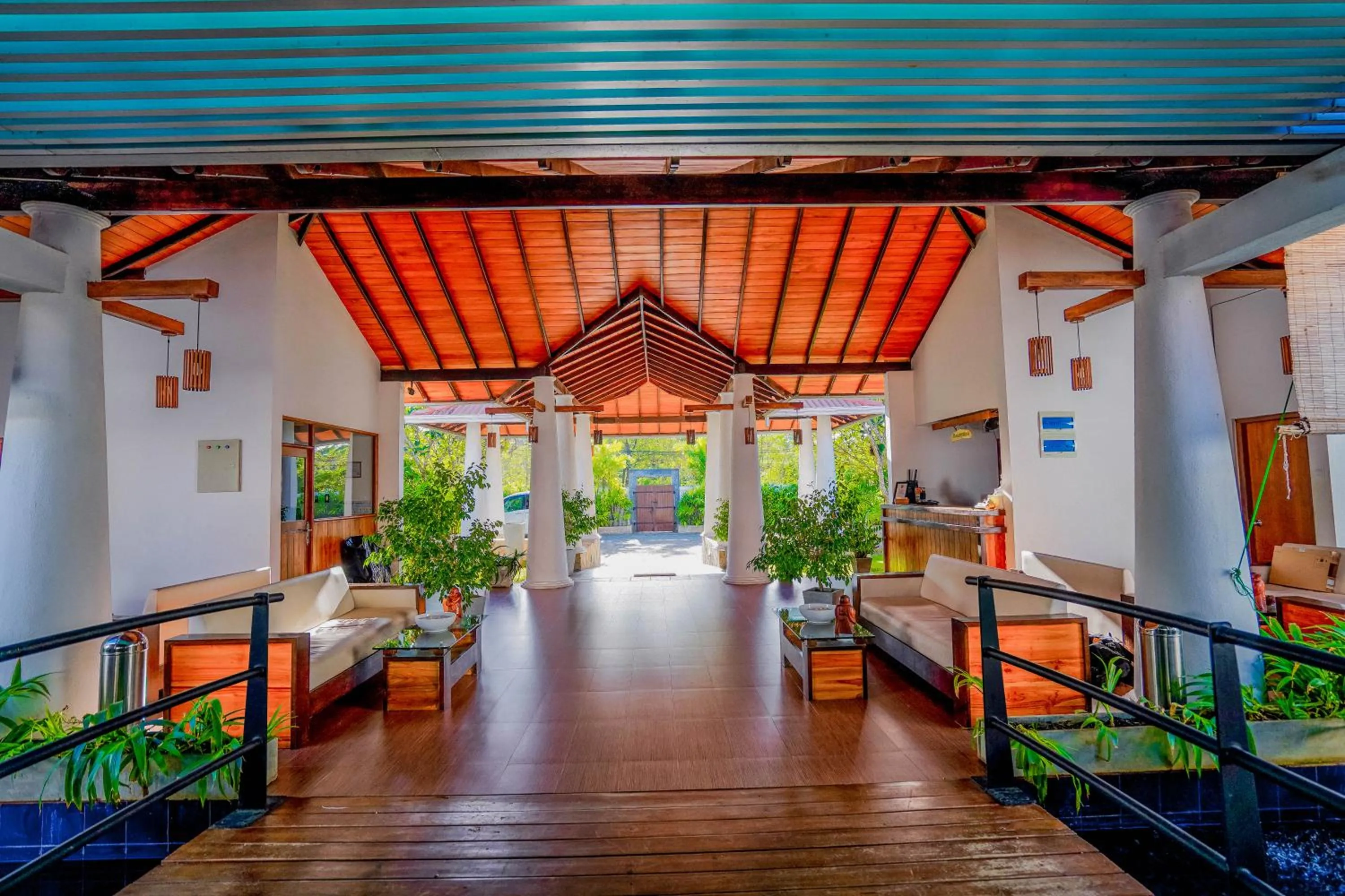 Property building in Hotel Tamarind Tree