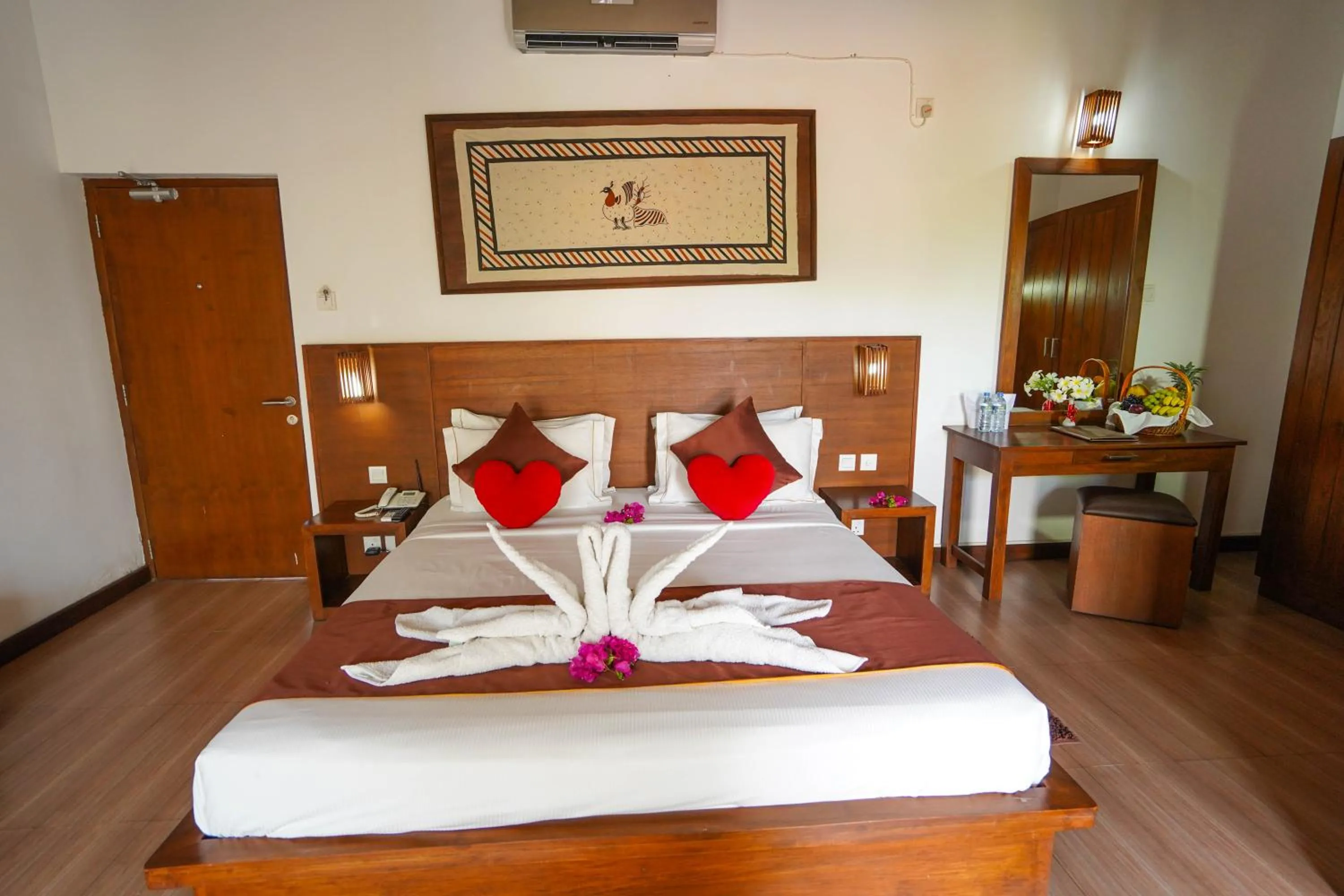 Bedroom, Bed in Hotel Tamarind Tree