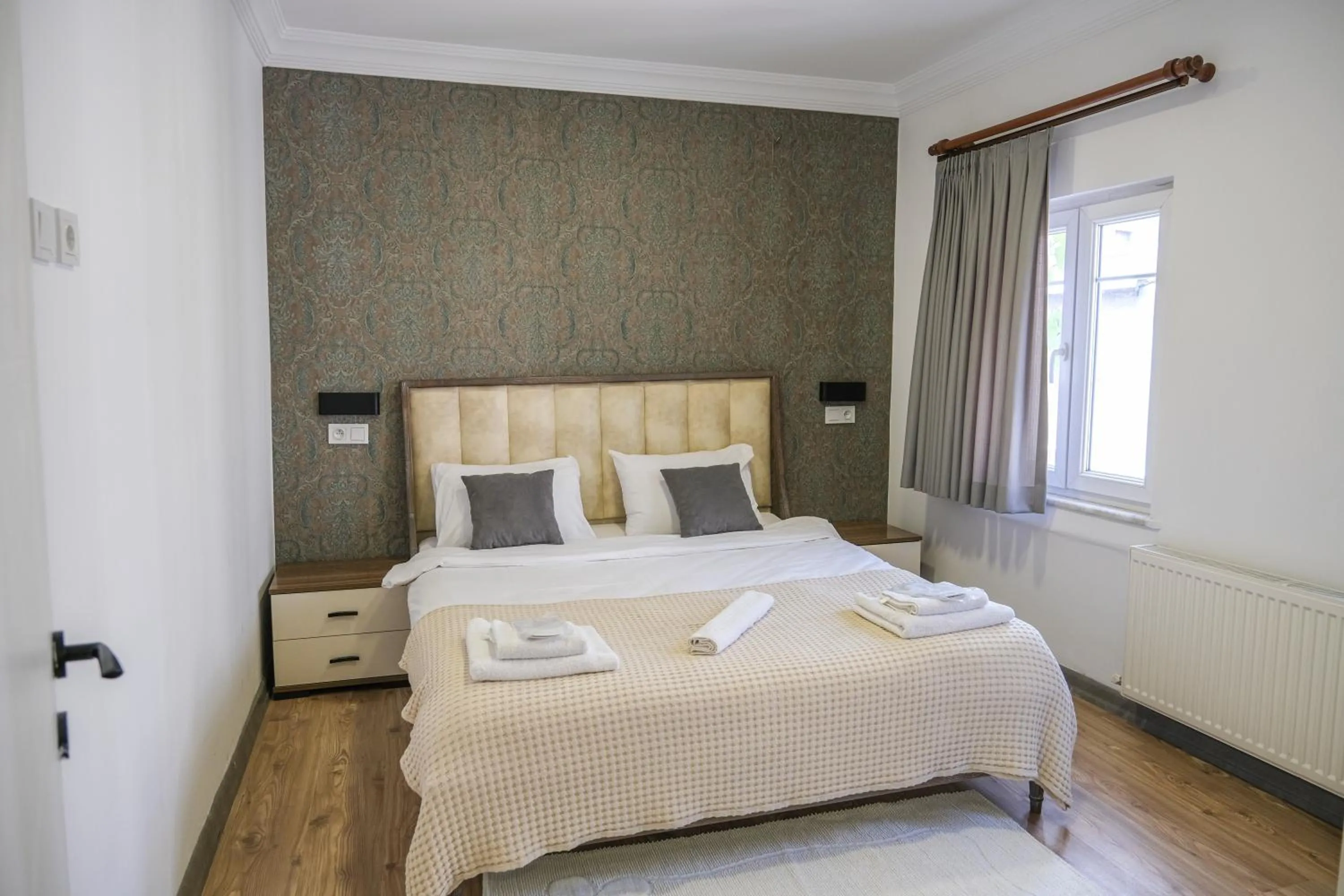 Bed in Taksim Neo Pera Suites