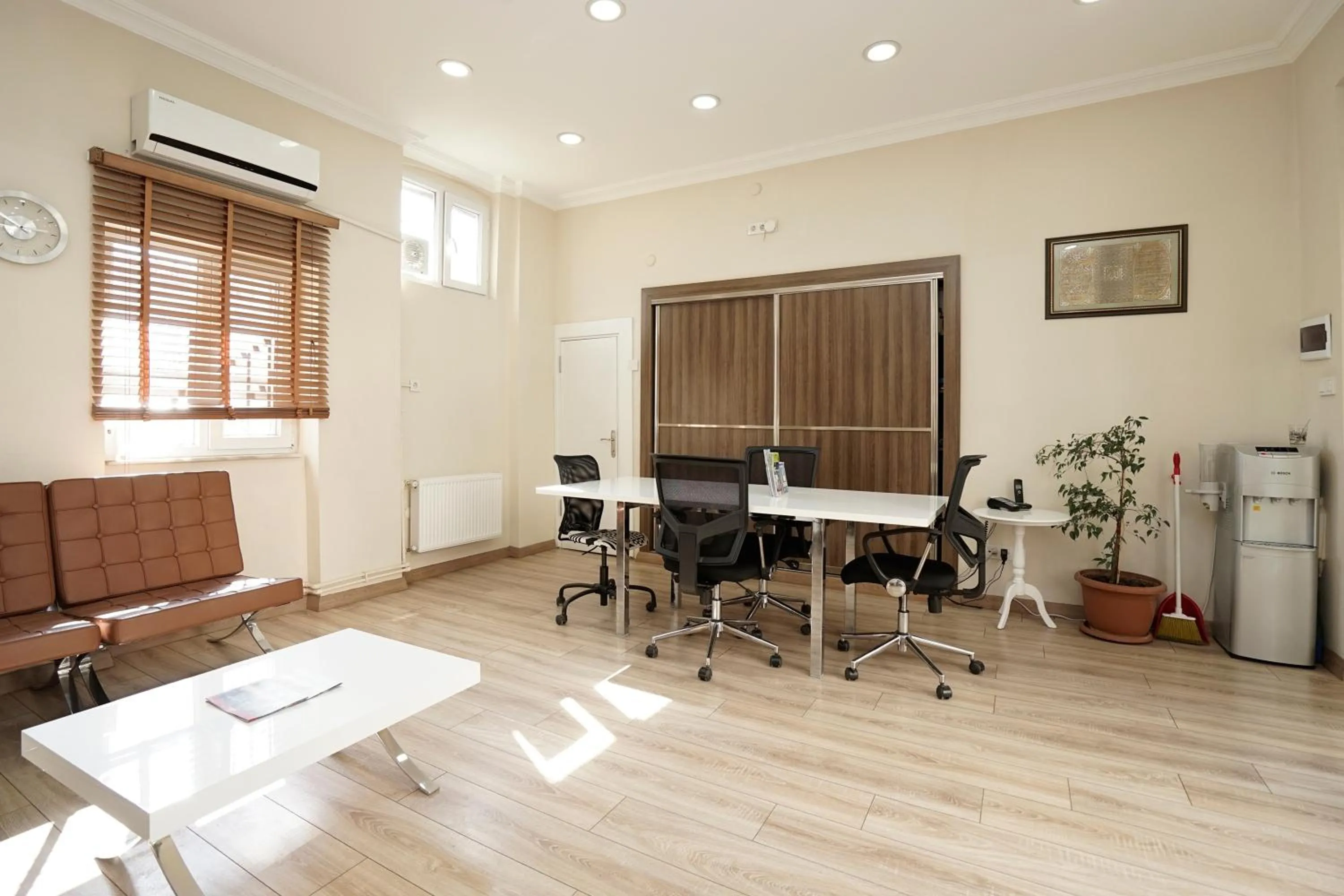 Lobby or reception in Taksim Neo Pera Suites