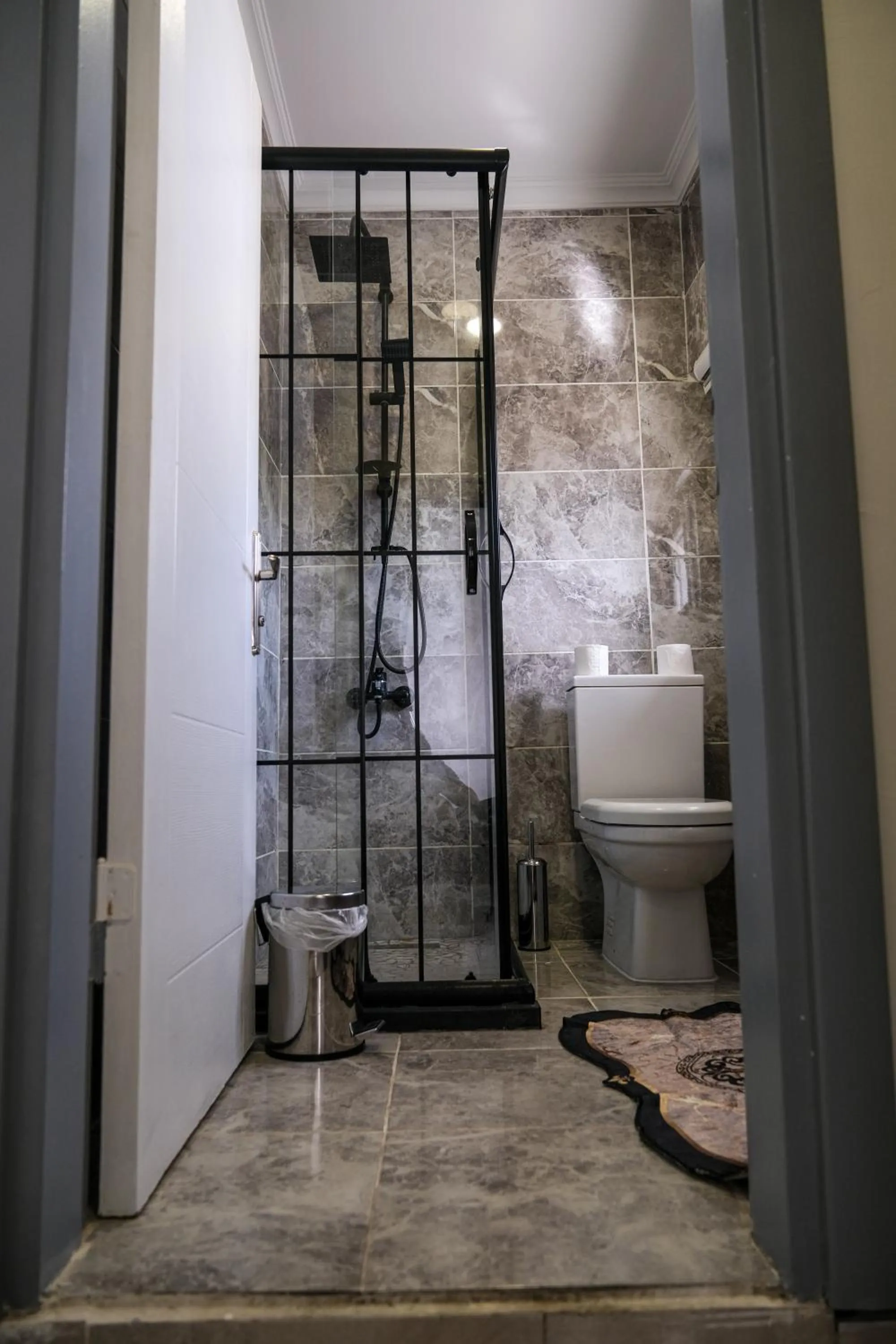 Shower in Taksim Neo Pera Suites