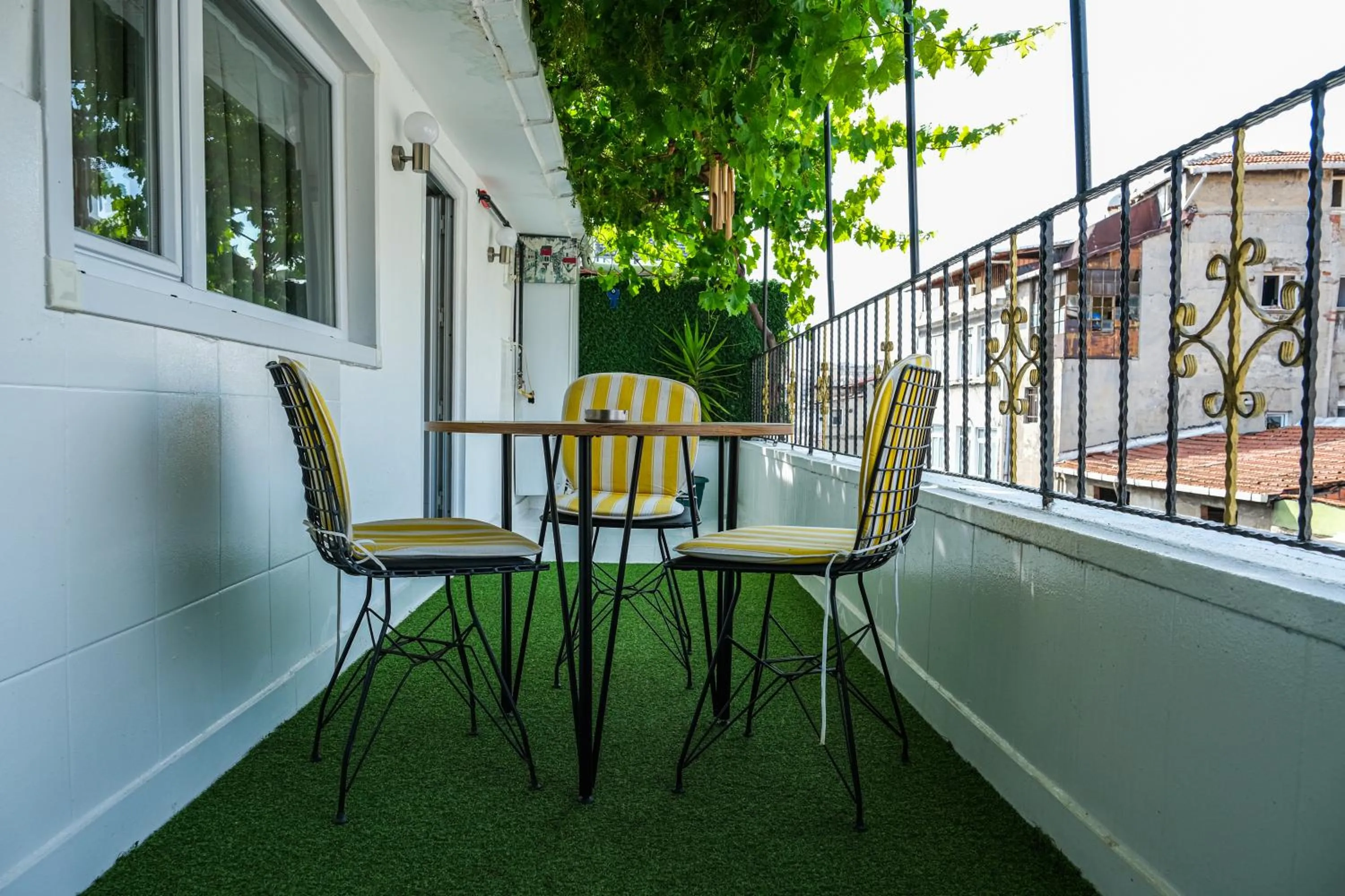 Patio in Taksim Neo Pera Suites