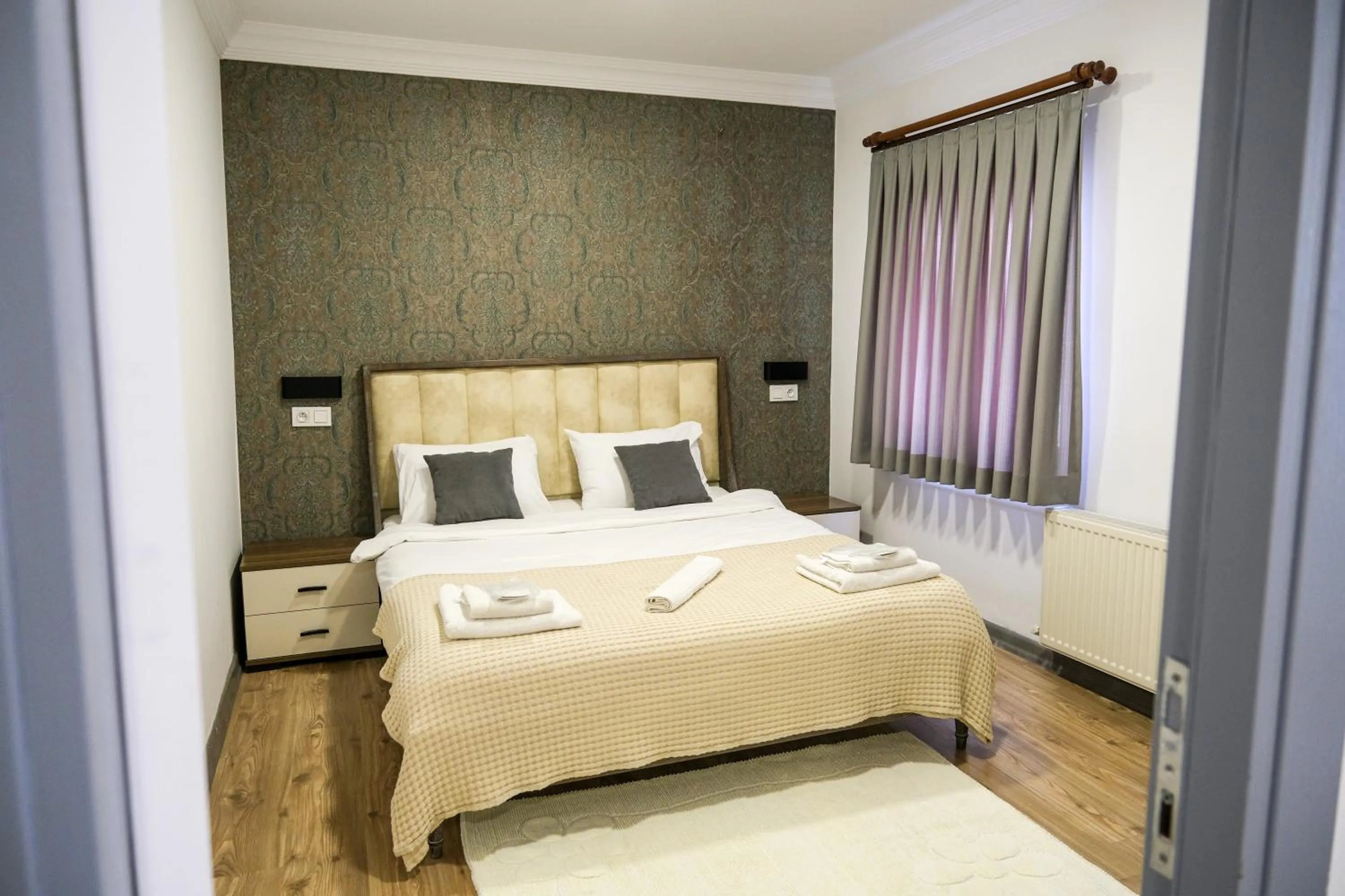Bed in Taksim Neo Pera Suites