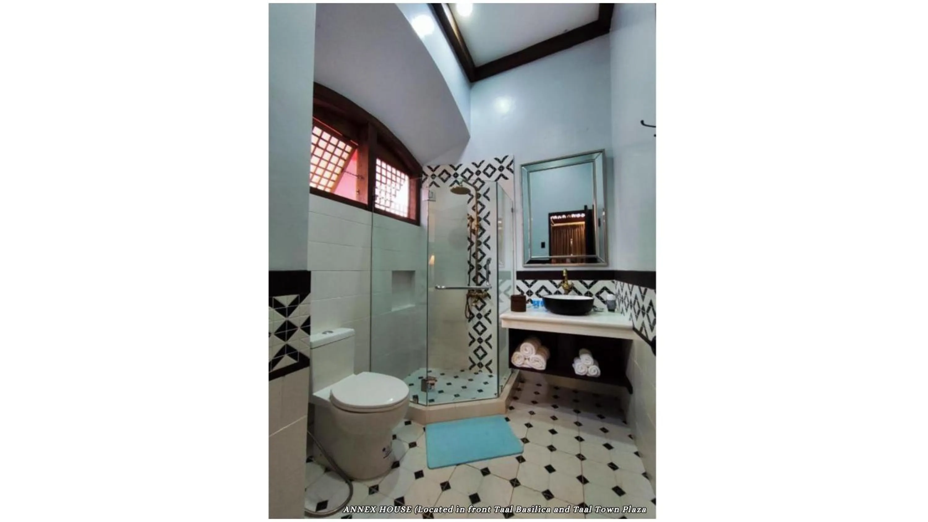 Paradores Del Castillo