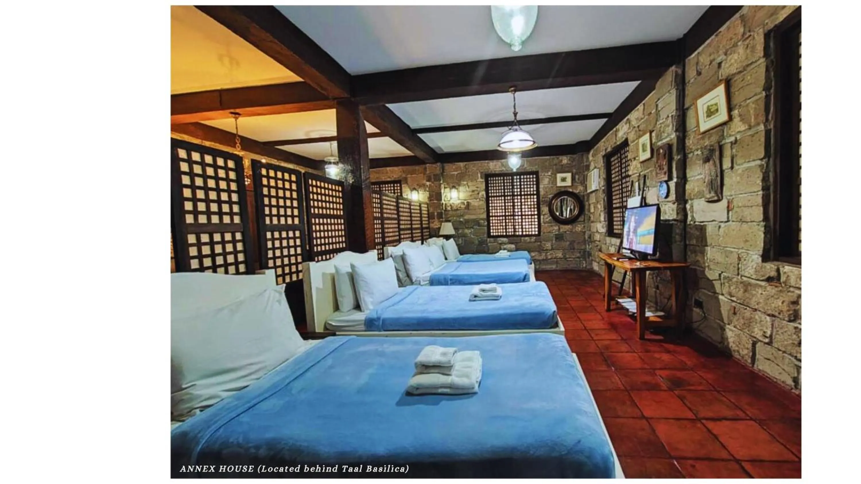 Paradores Del Castillo