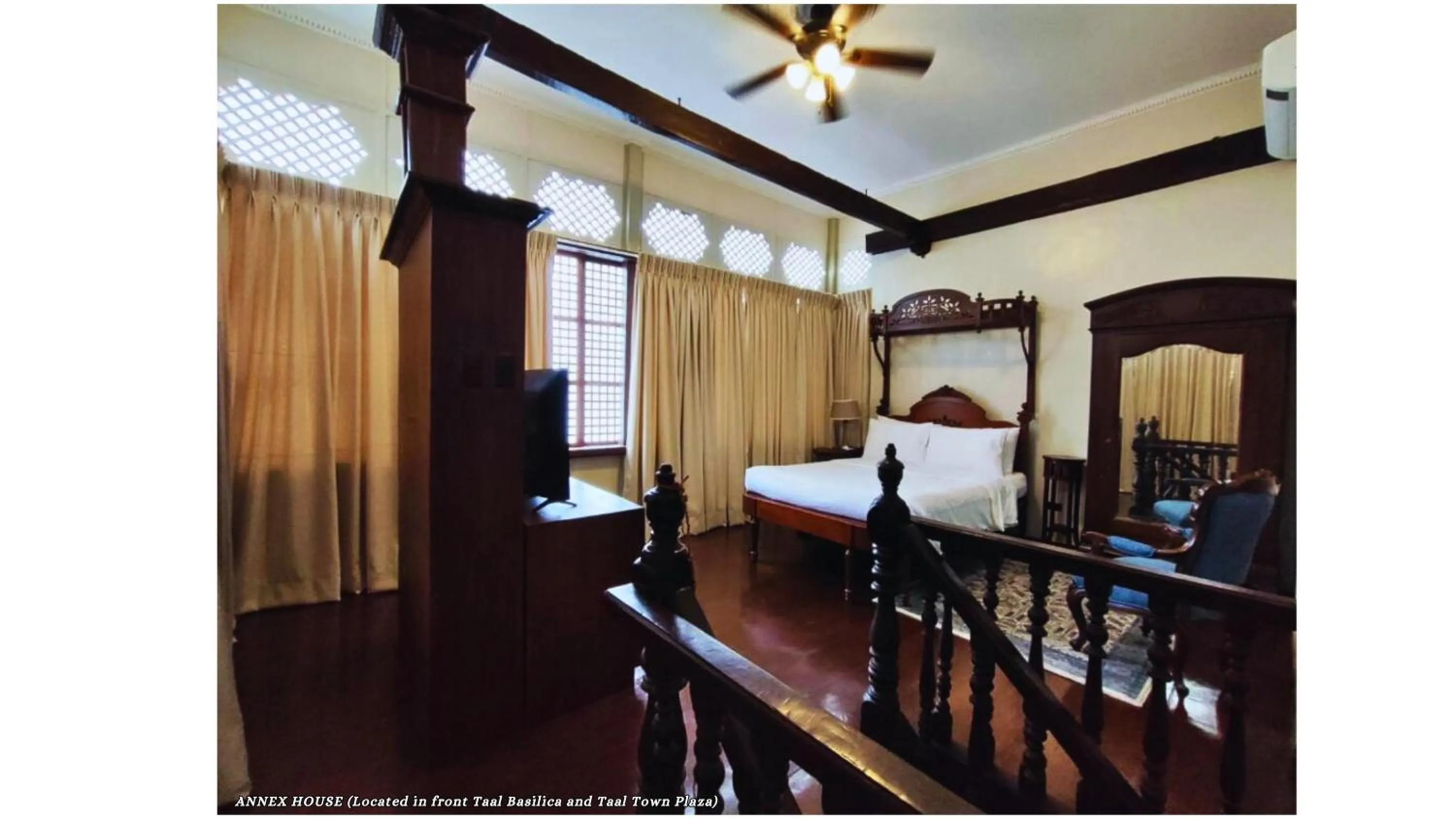 Paradores Del Castillo