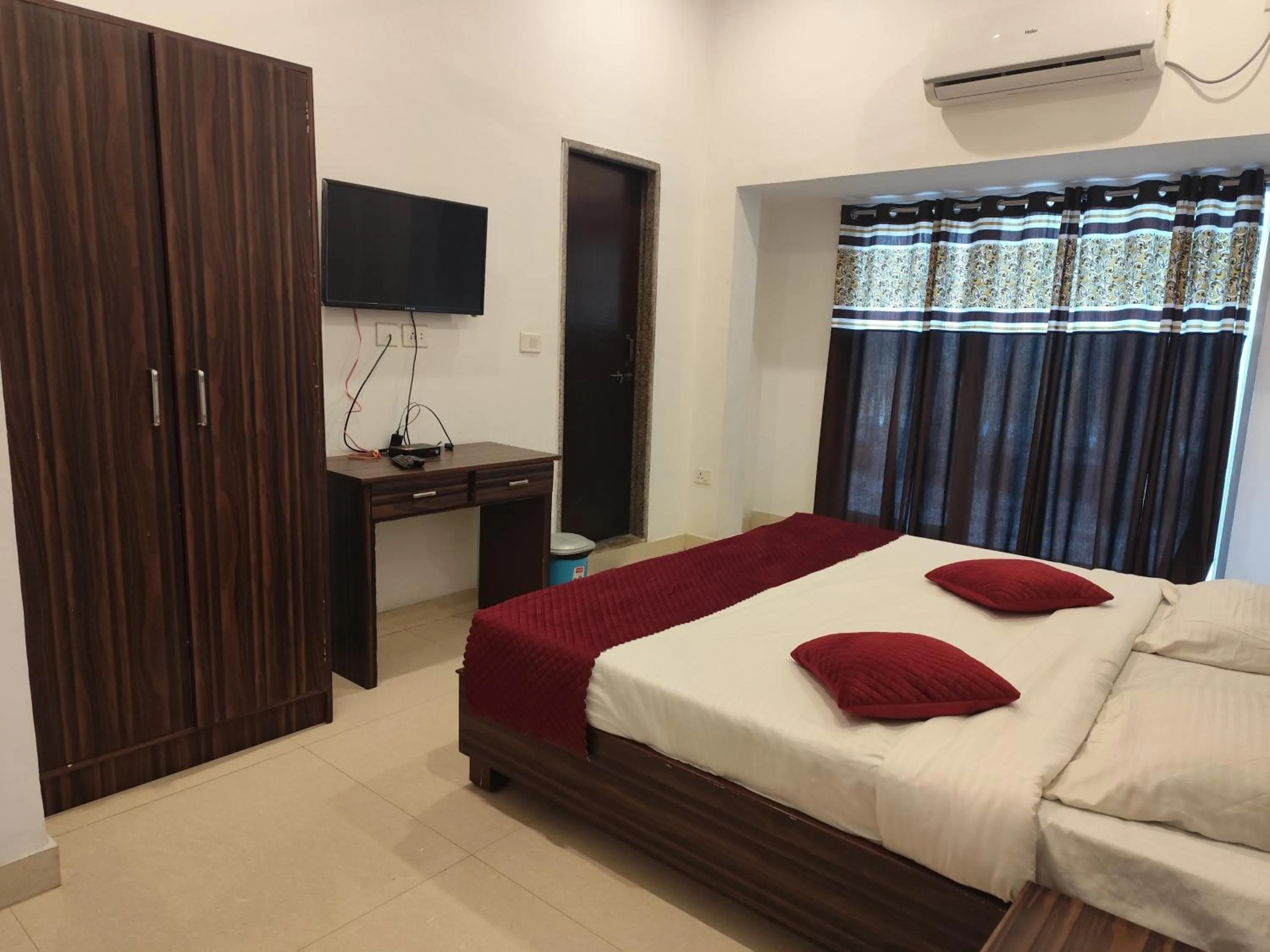 Central Hotel