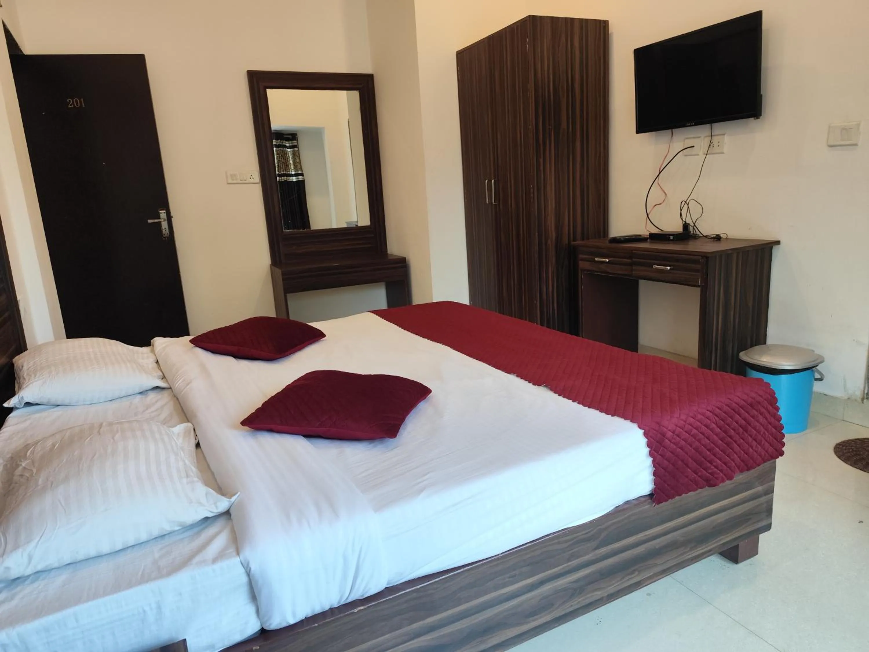 Central Hotel