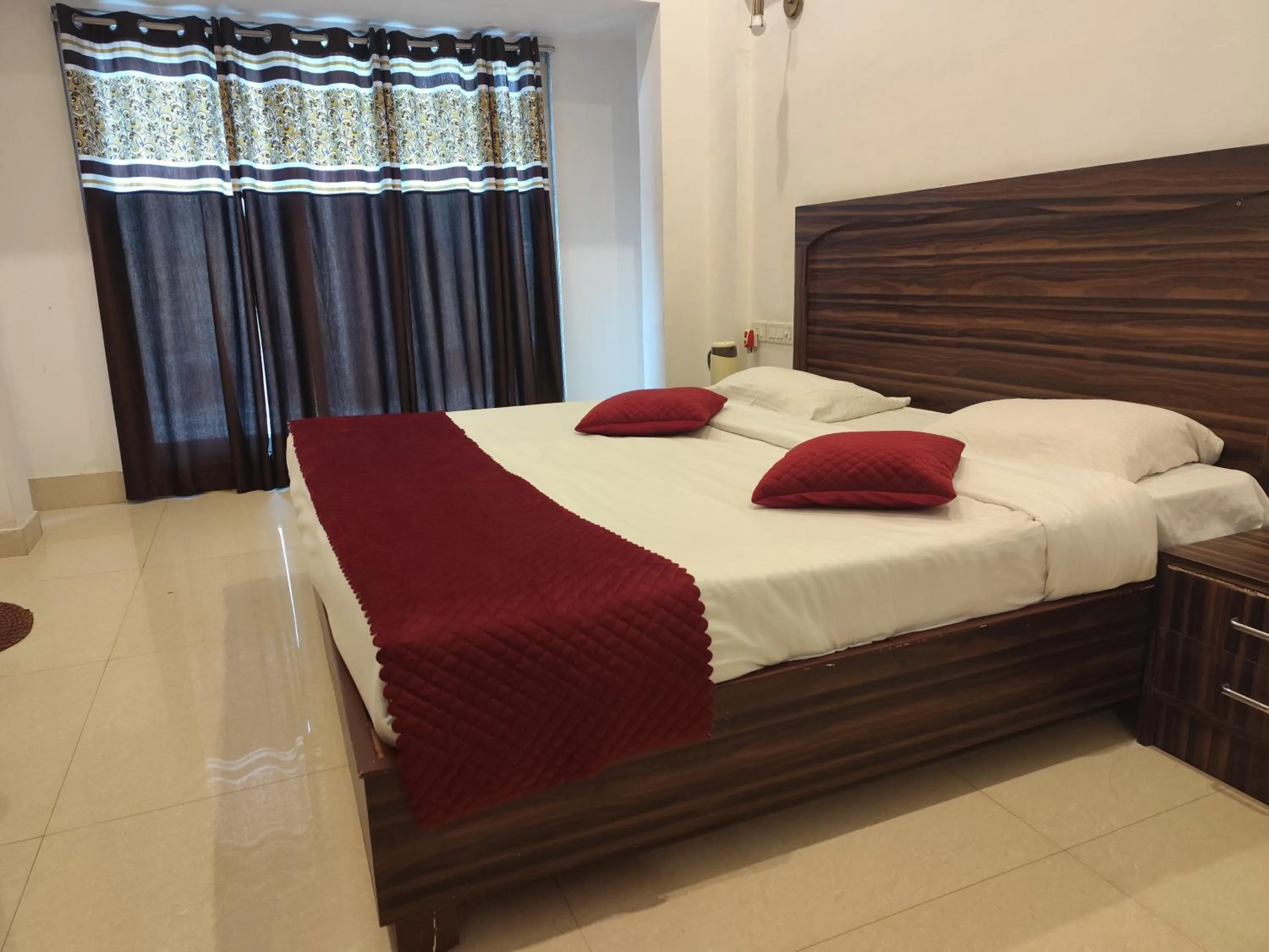 Central Hotel