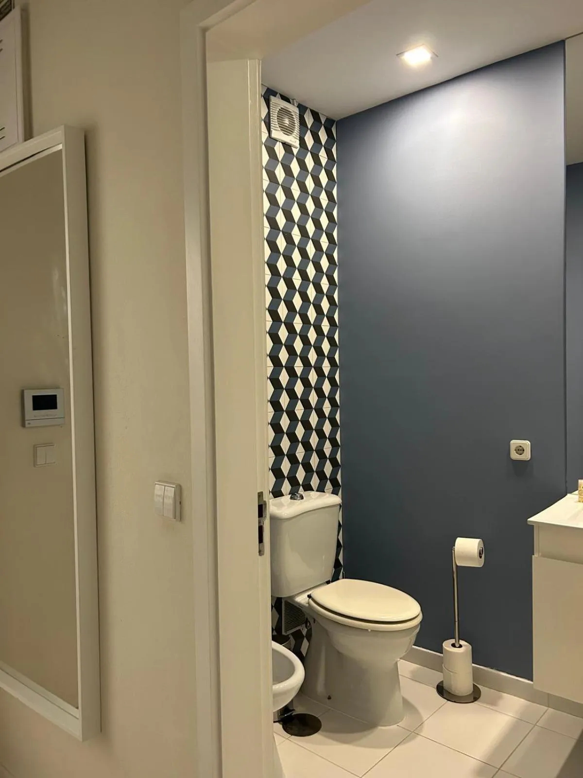 Bathroom in Largo São Domingos by Innapartments