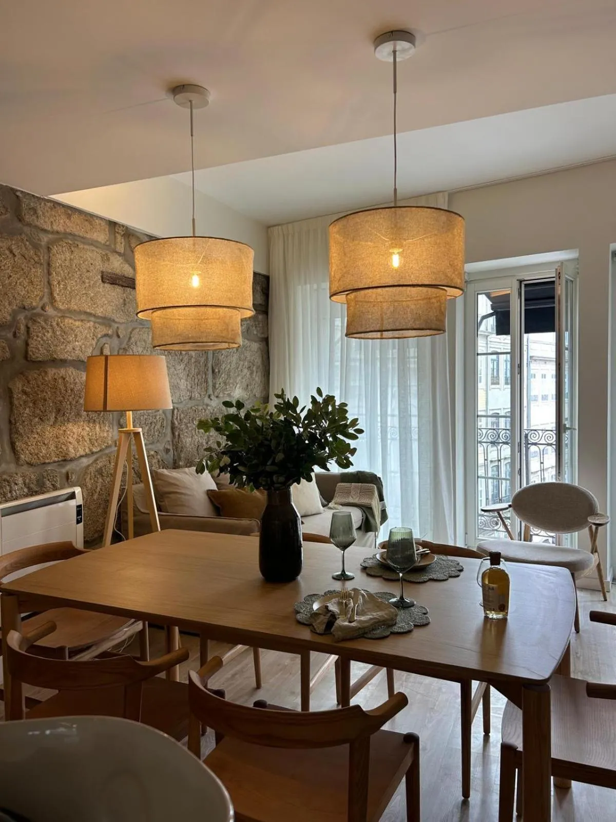 Living room in Largo São Domingos by Innapartments