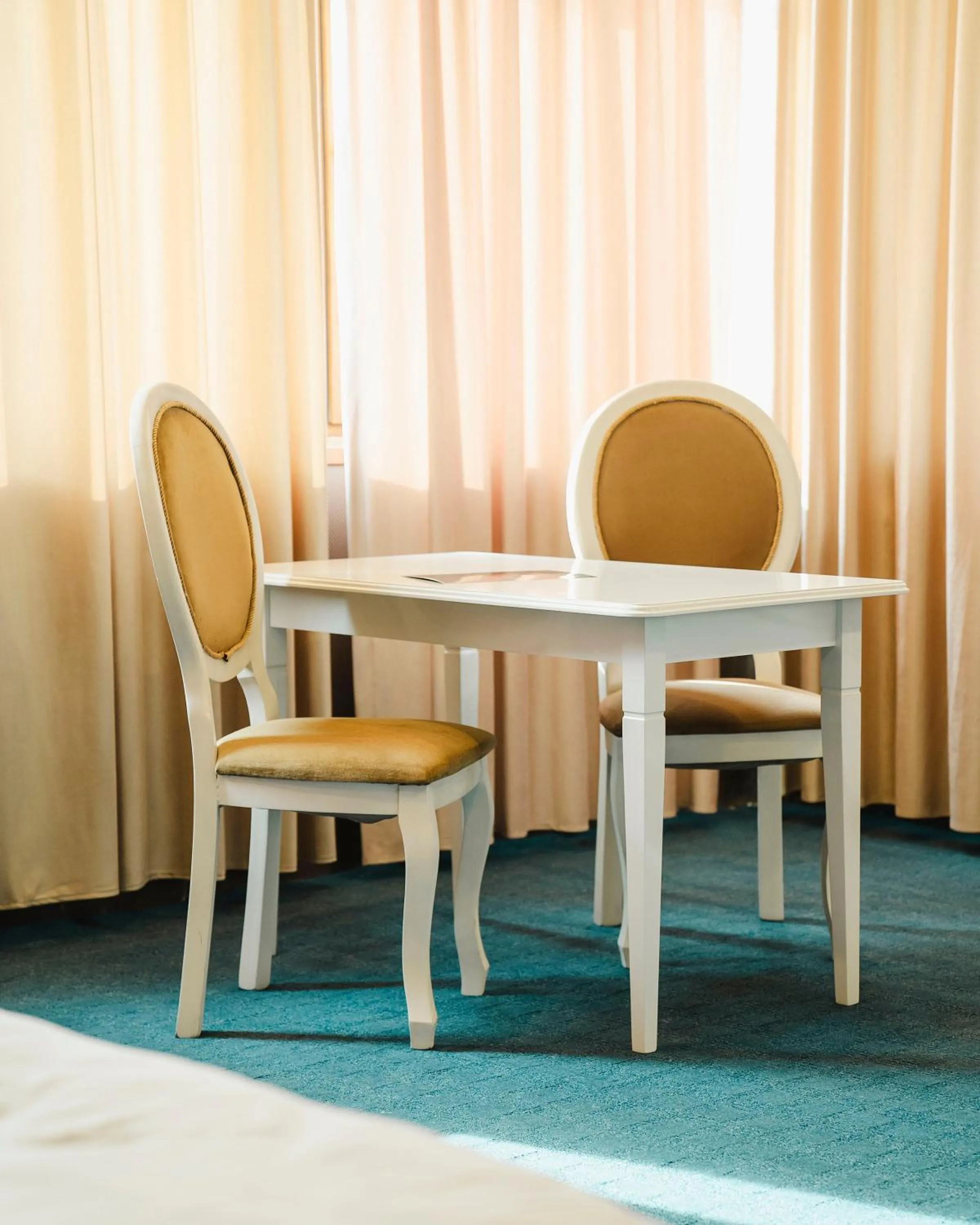 Living room in Olive Garden Baku Hotel