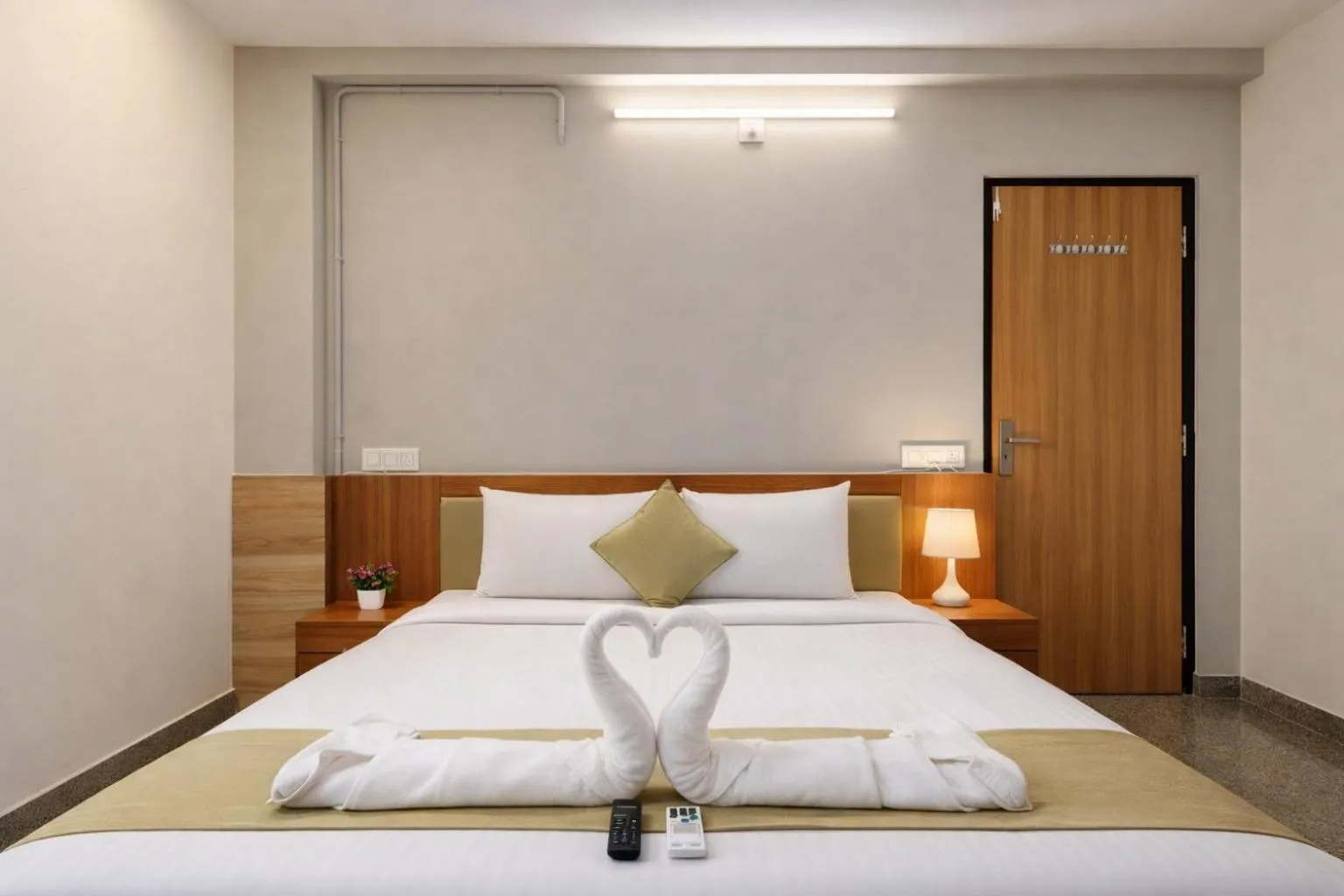 Bed in Hotel Chalet, Madiwala
