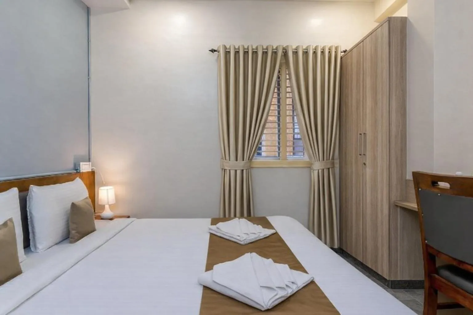 Bed in Hotel Chalet, Madiwala