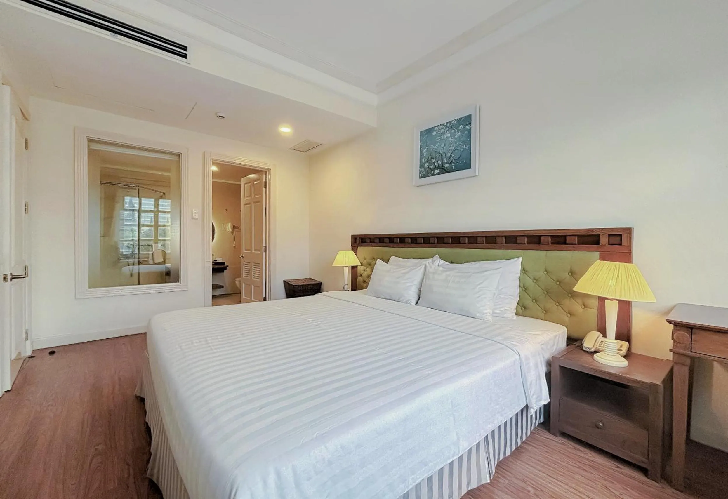 Bed in Phoenix Hotel Vung Tau