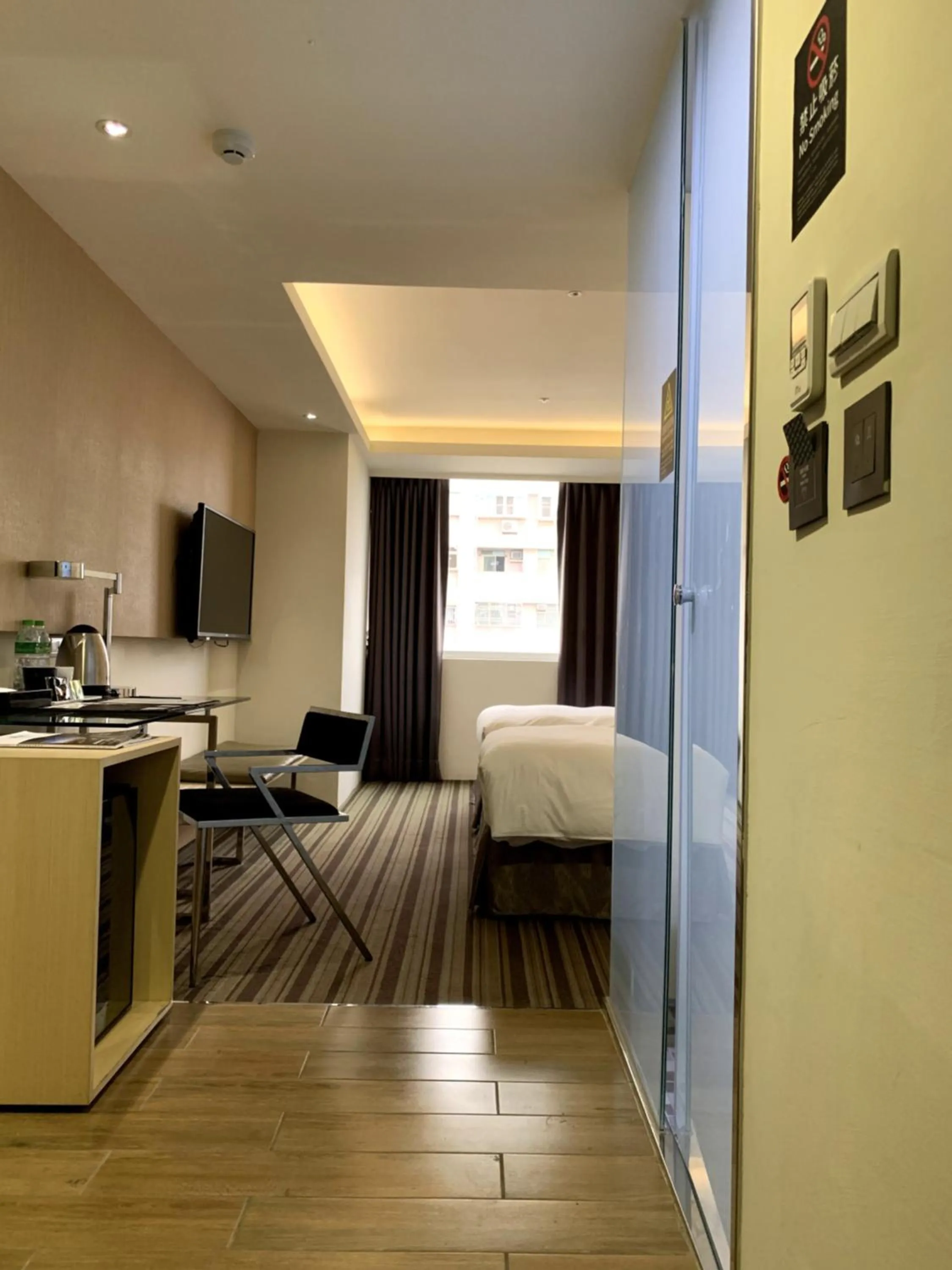 Photo of the whole room, Bed in de rěve Express Hotel